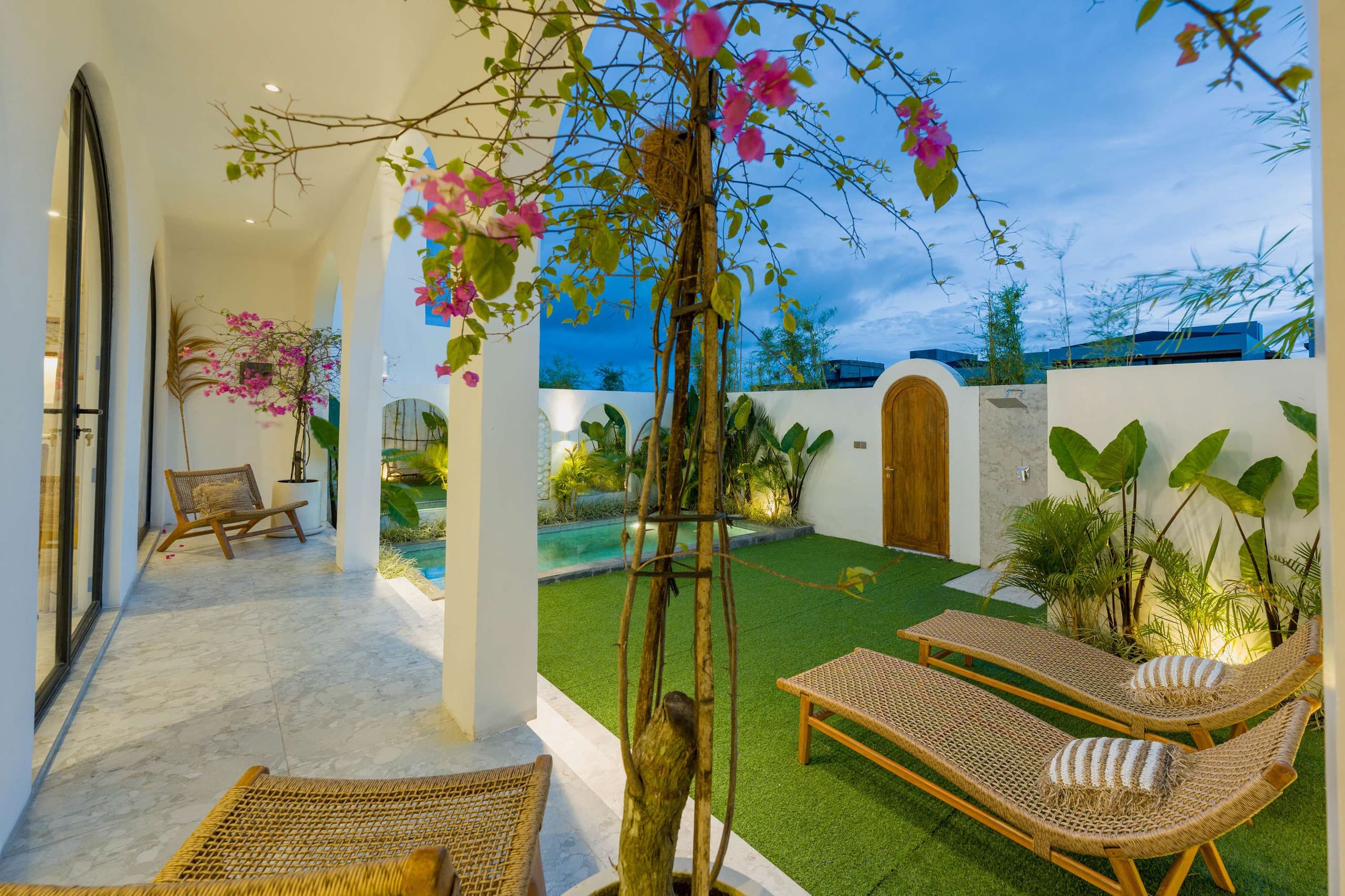 Unu Villa : Mediterranean 2BR W/ Rooftop & Pool — photo 3