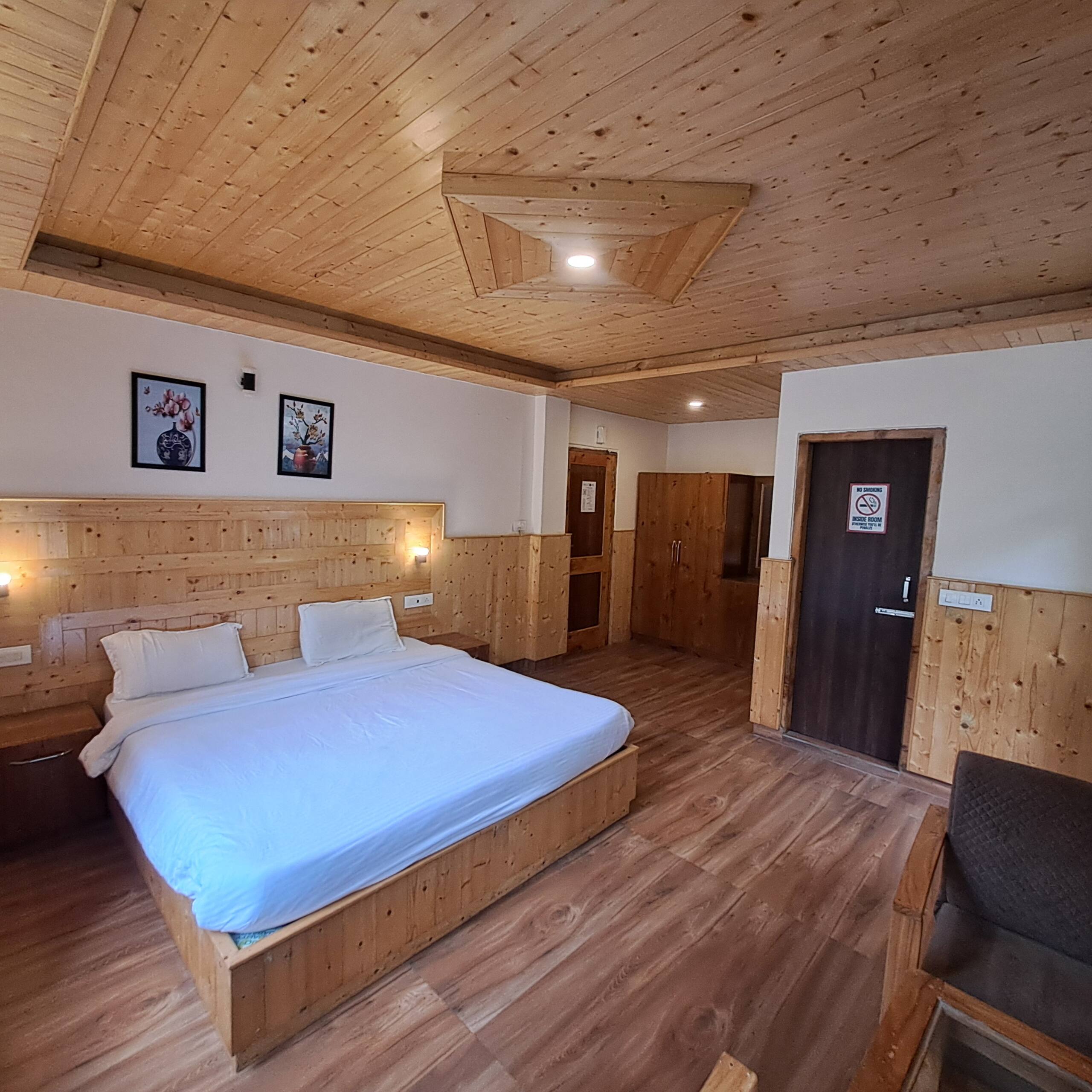 Pravara luxury villa with valley & Mountain Views 15
