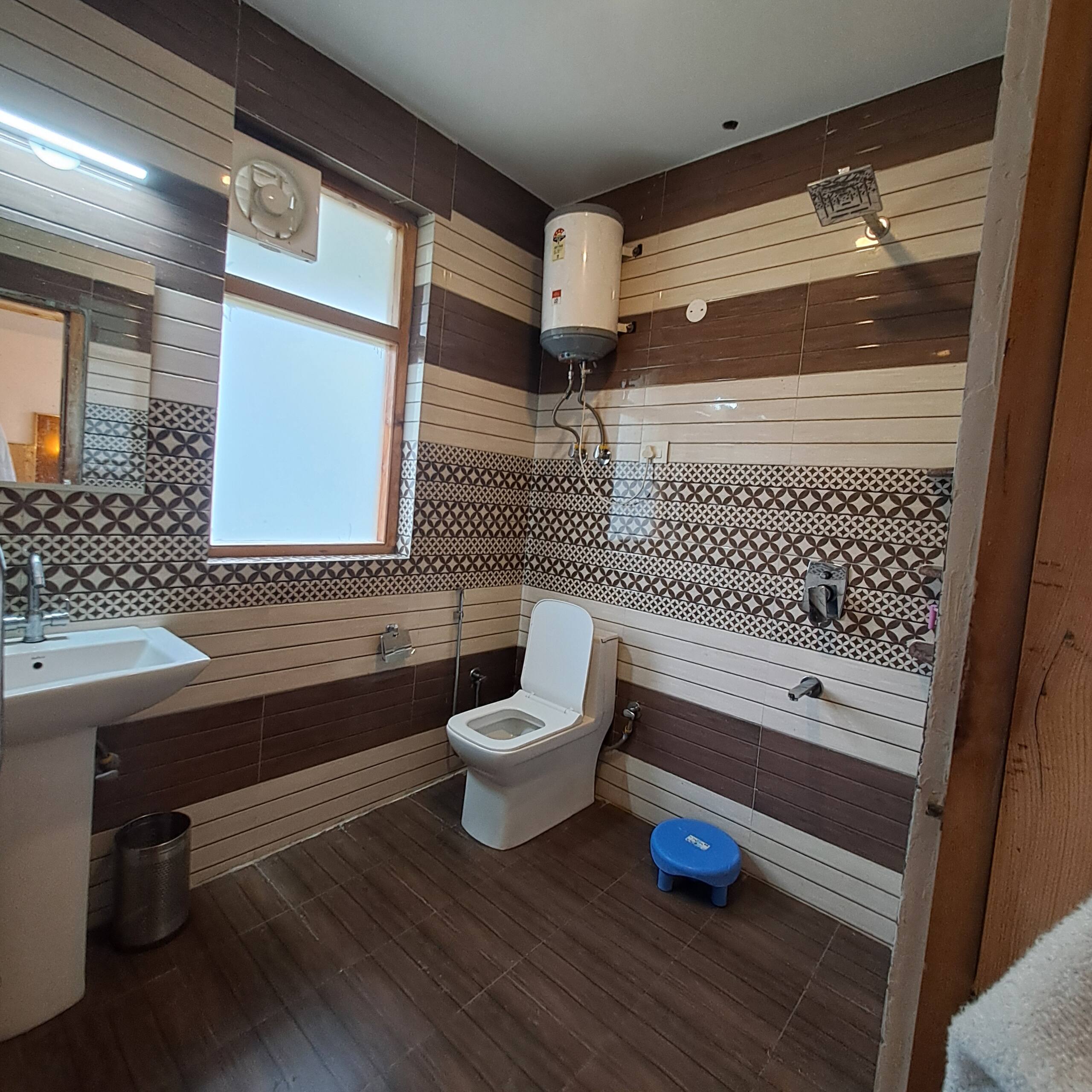 Pravara luxury villa with valley & Mountain Views 21