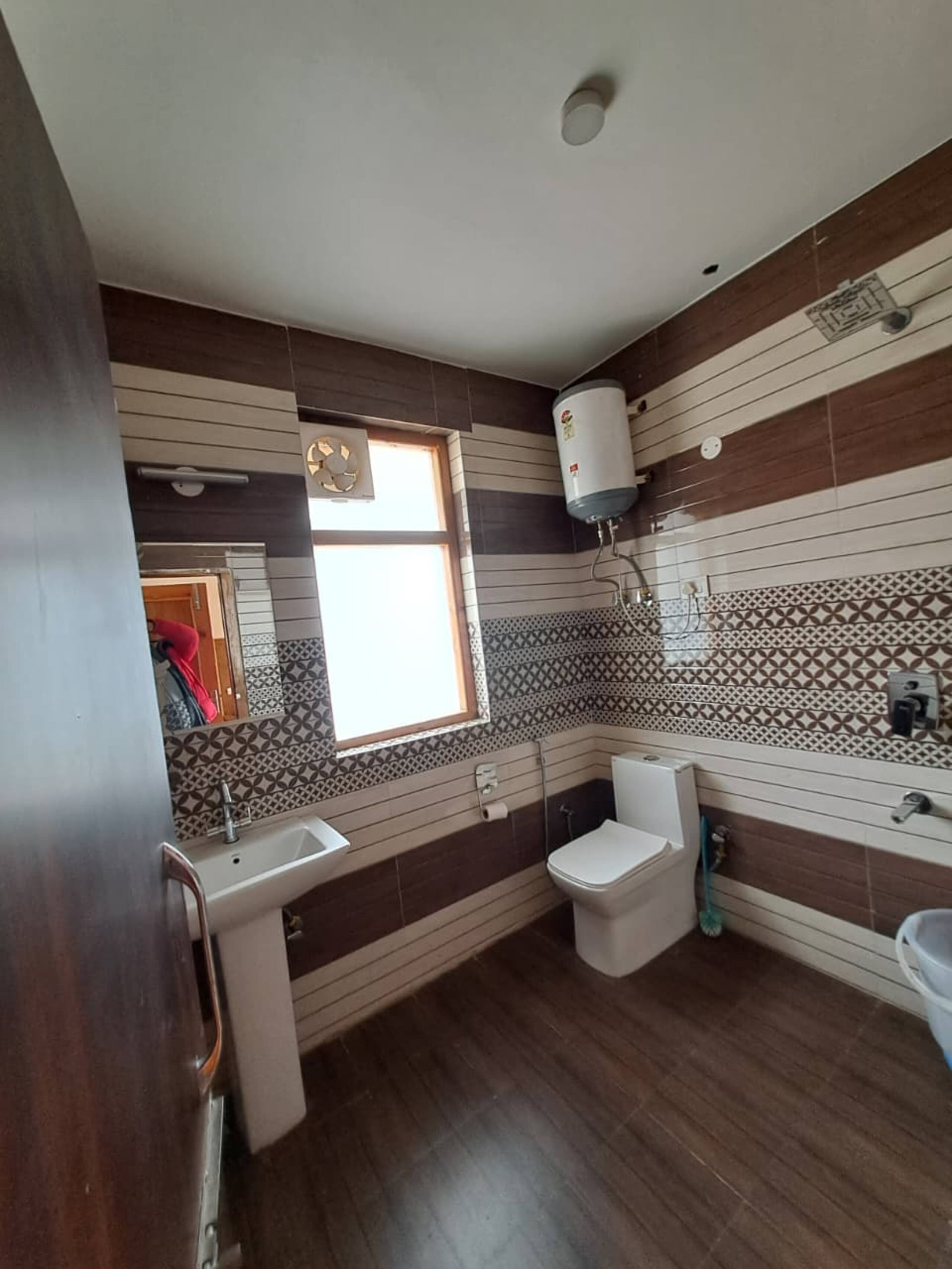 Pravara luxury villa with valley & Mountain Views 17