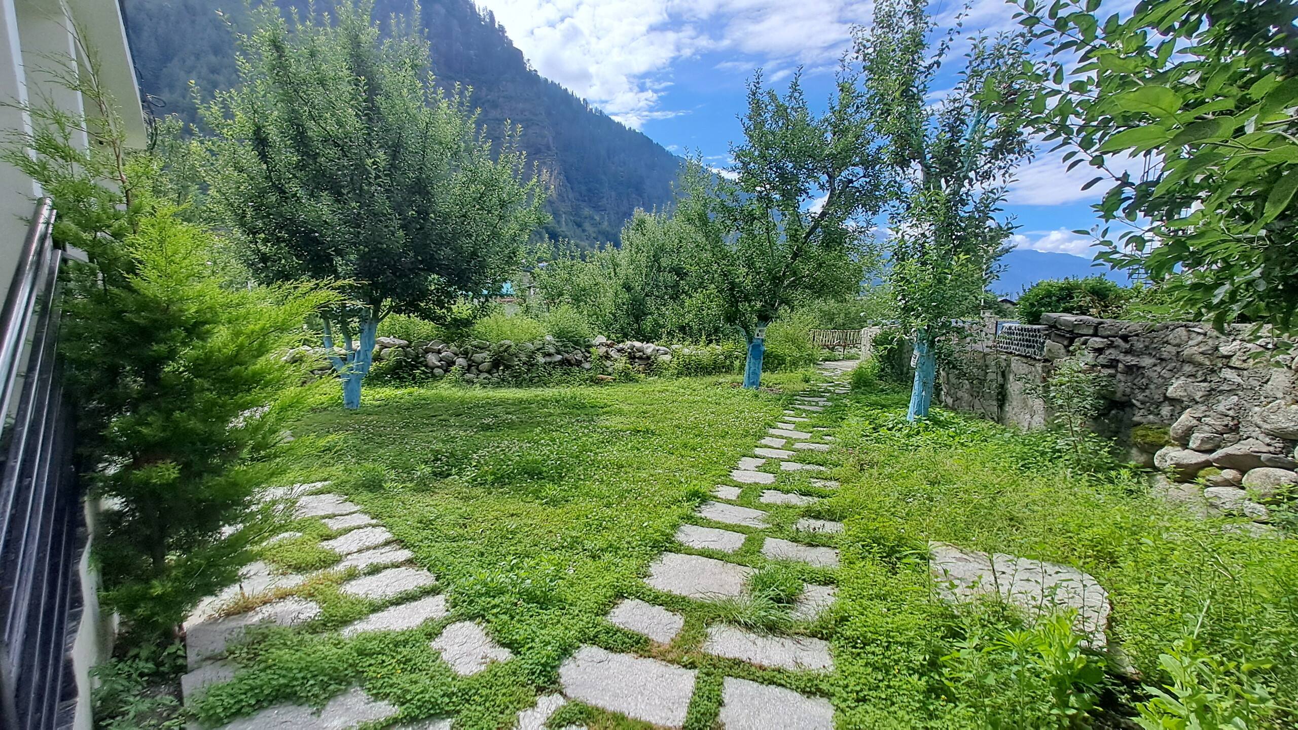 Pravara luxury villa with valley & Mountain Views 23