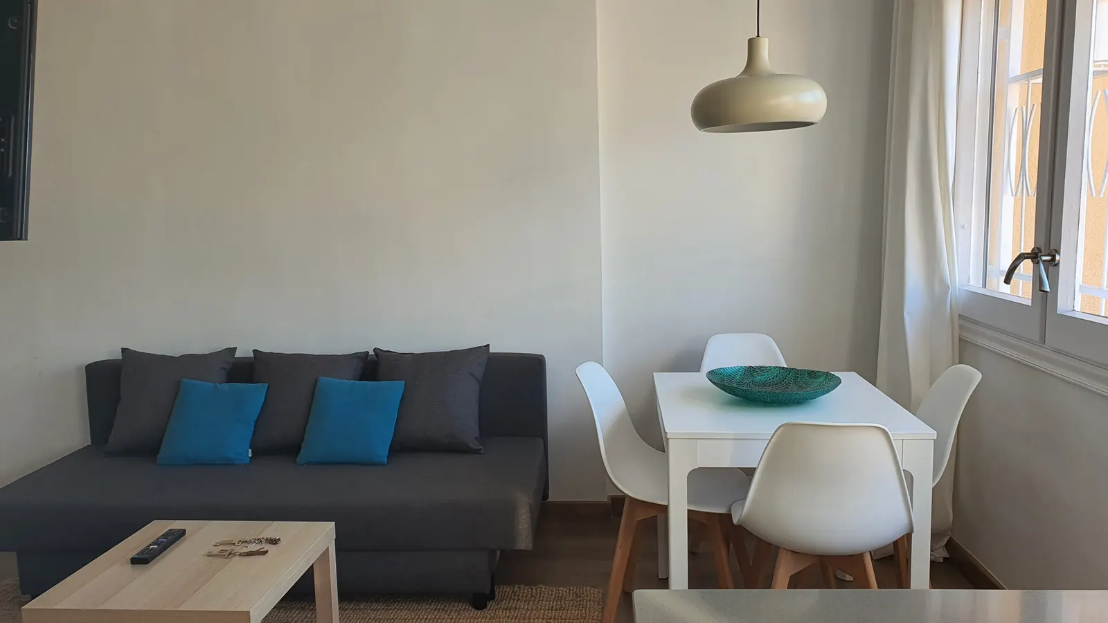 Opening Doors Sagrada Familia - Átic with terrace and amazing views 17