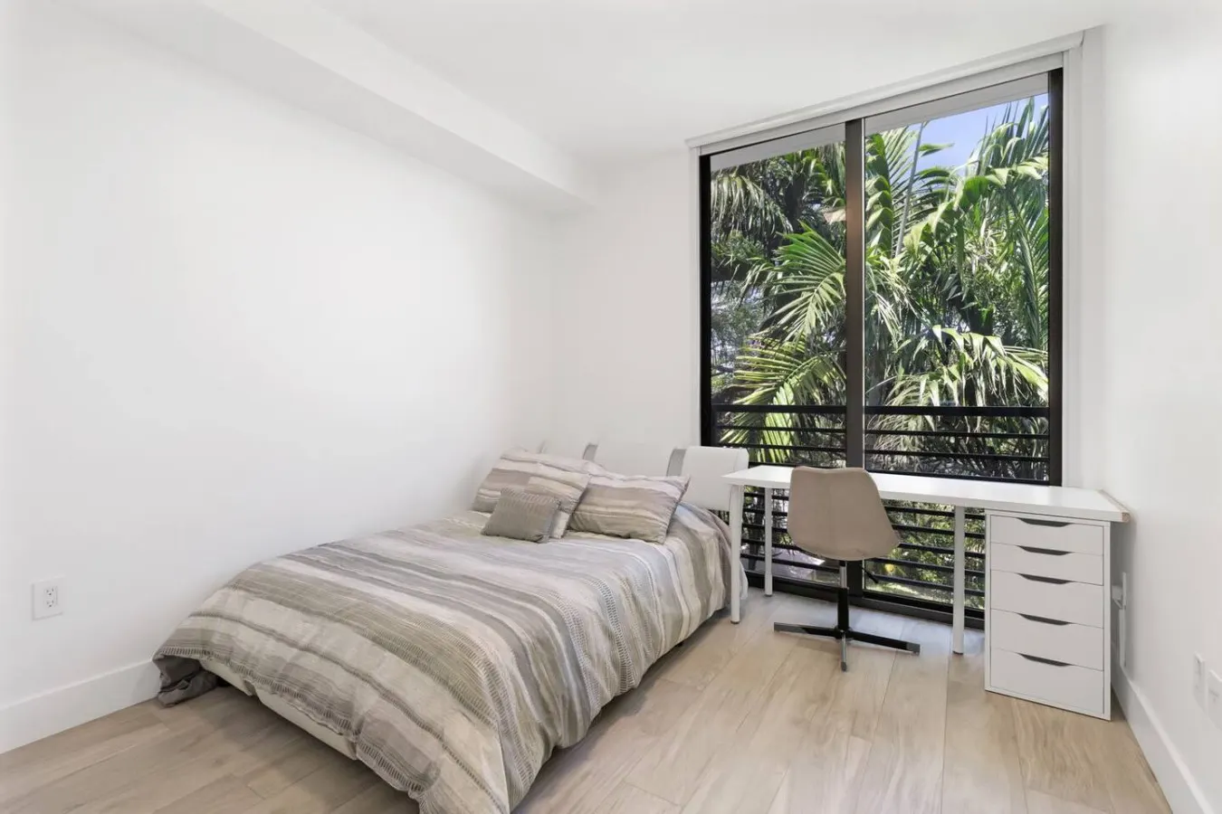 Modern Miami Oasis Private Rooftop Pool & Lounge 12