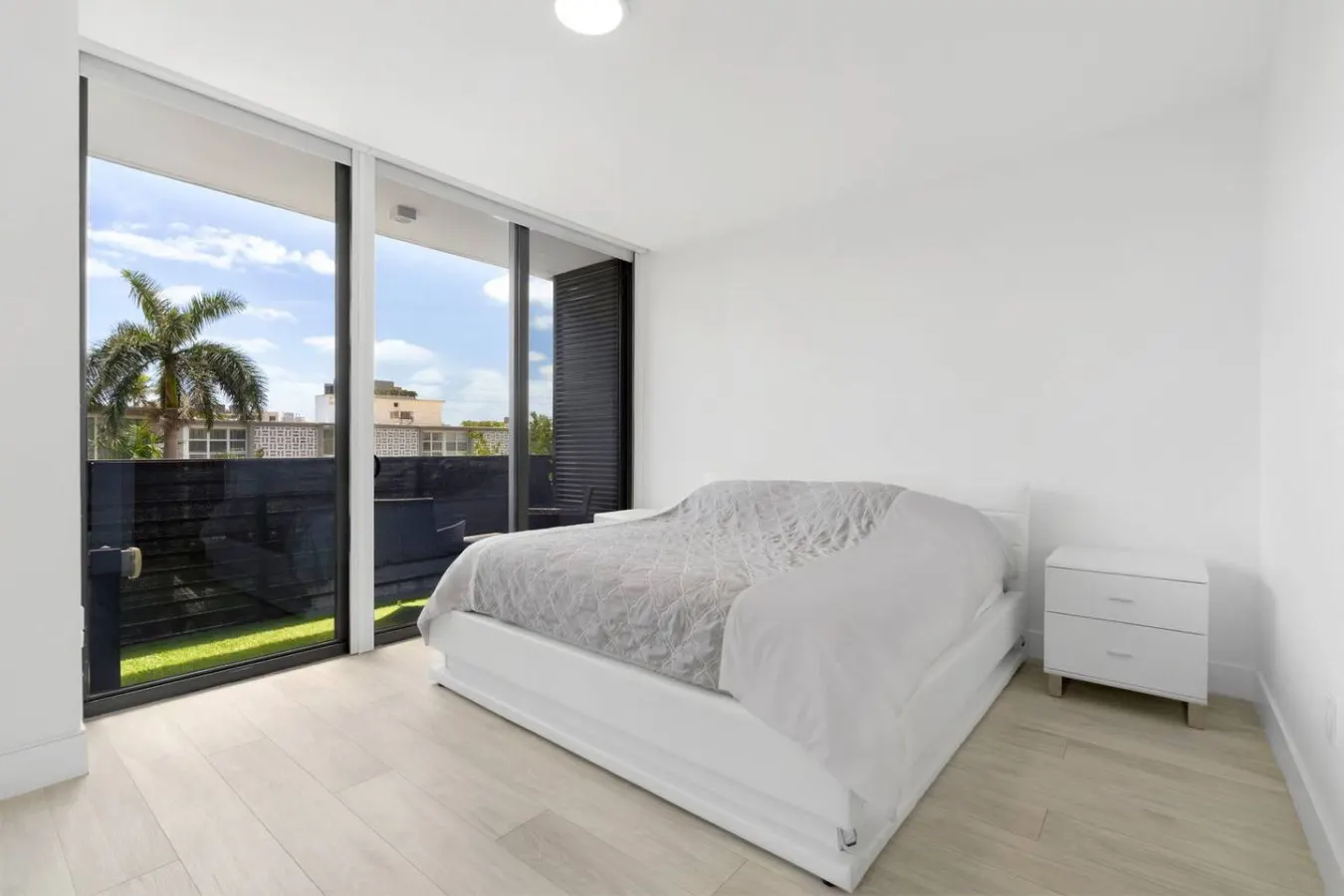 Modern Miami Oasis Private Rooftop Pool & Lounge 7