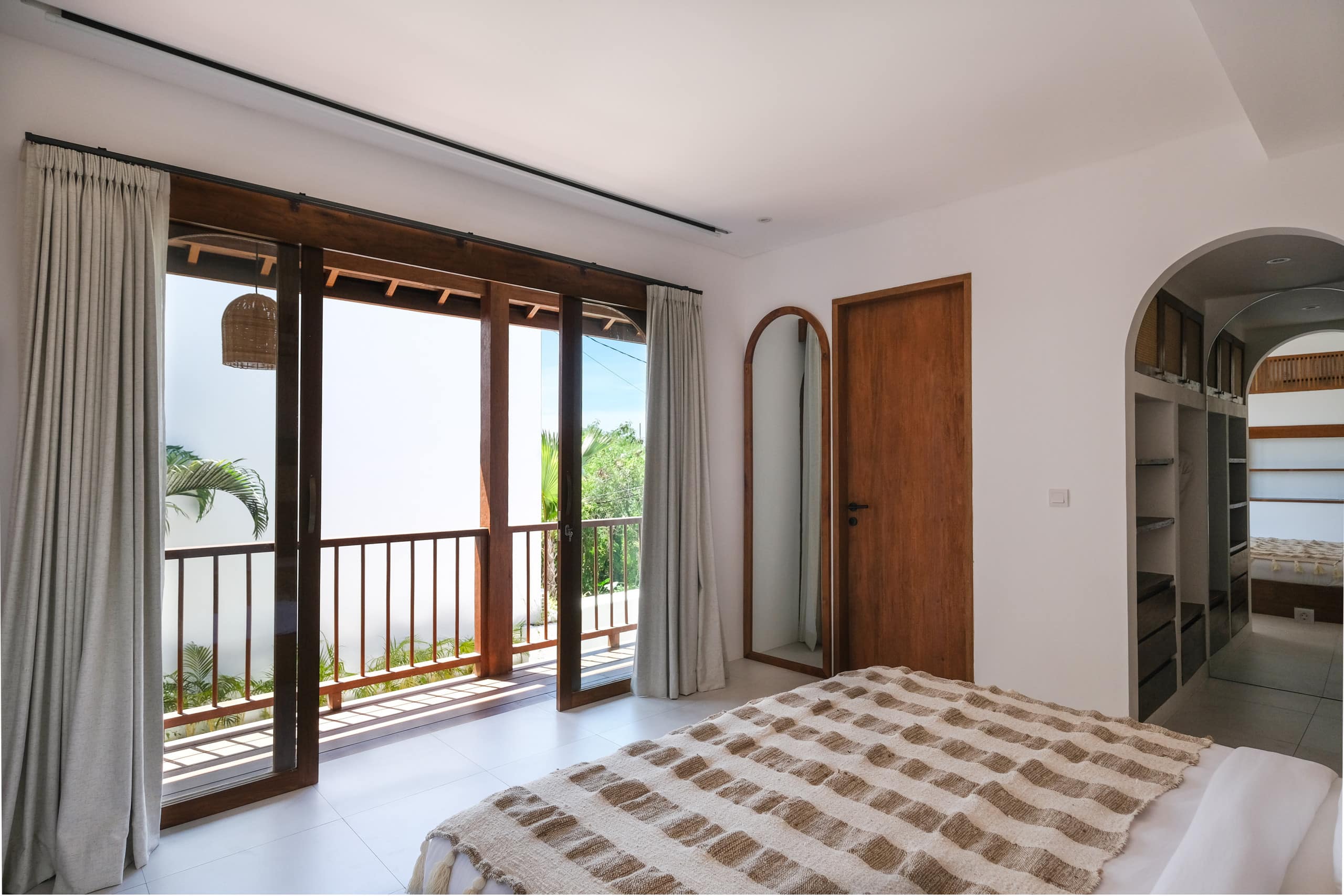 The Arki Villa: Experience Luxury Living in Canggu 19
