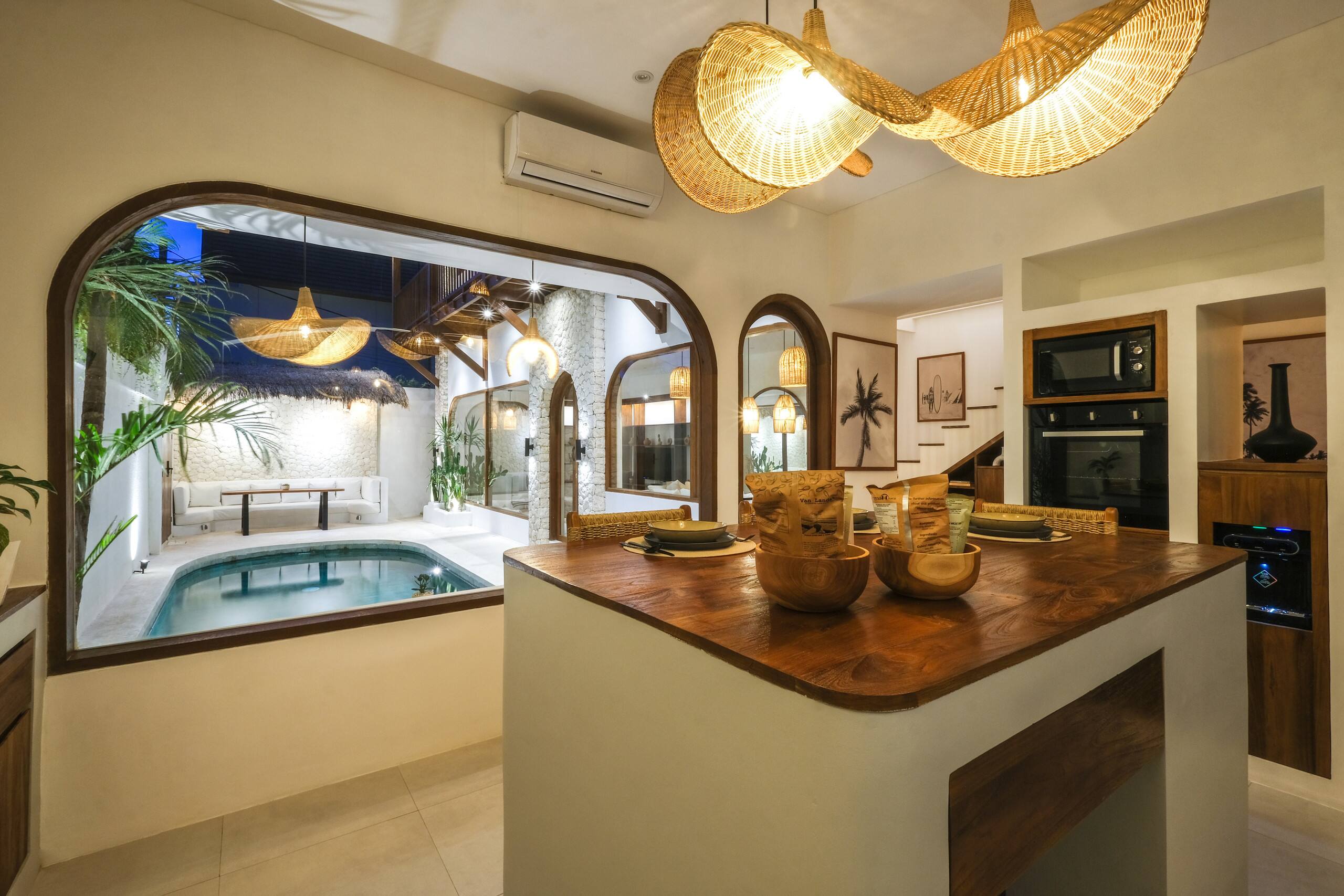 The Arki Villa: Experience Luxury Living in Canggu 33