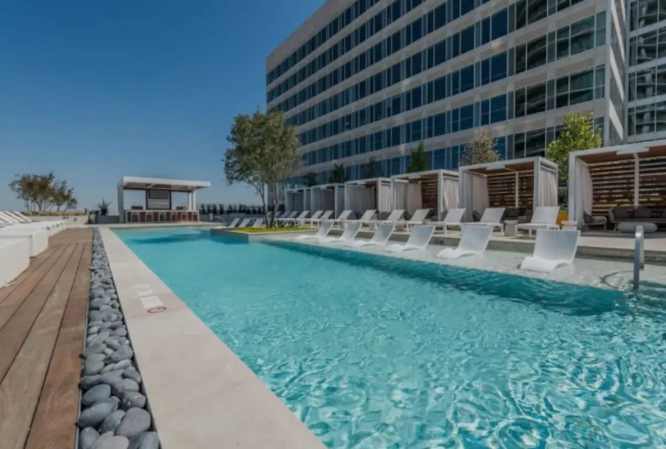 The Perfect 2BD in Channelside District Mins to DT! 6