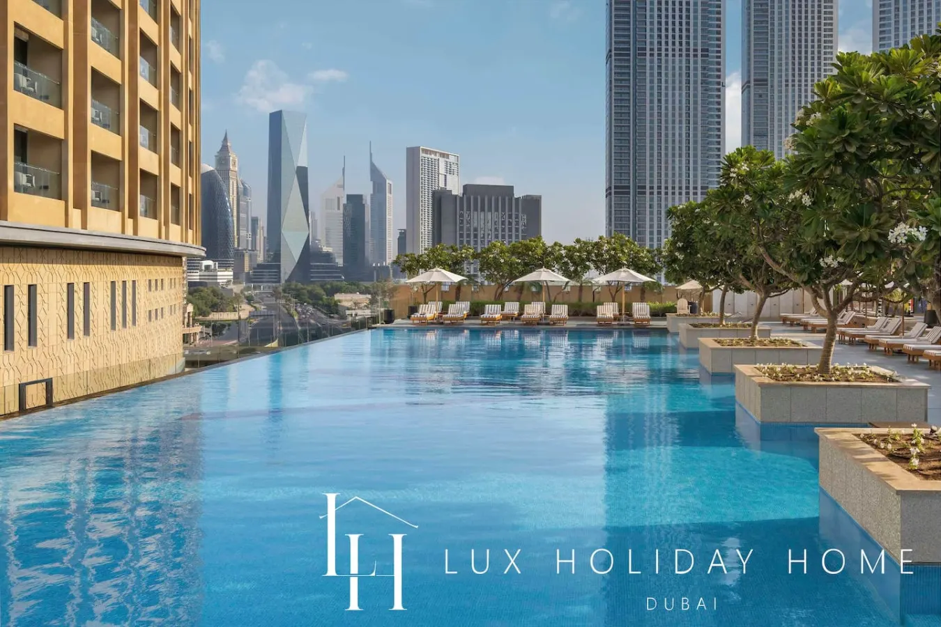 LUX The EMAAR Fashion Avenue Studio 2 16