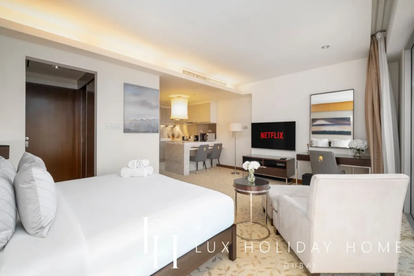 LUX The EMAAR Fashion Avenue Studio 2 6