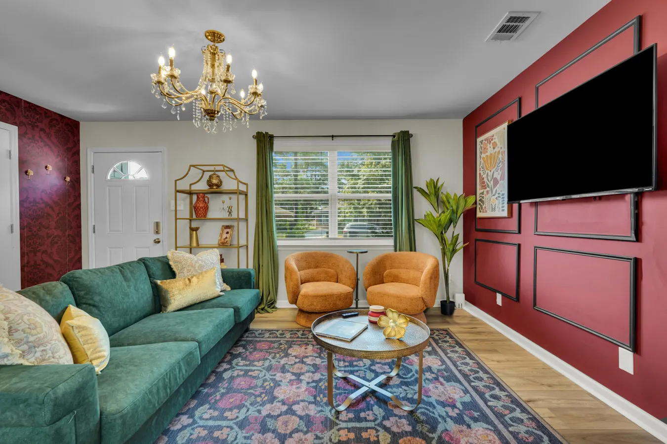 Gilded Magnolia Savannah Home Heated Pool Hot Tub Sleeps 8 13