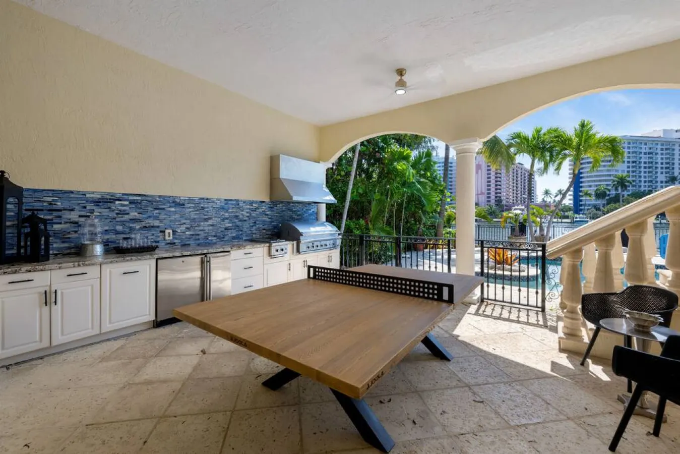 Villa Santorini 8BR 7BA for 26 Waterfront, Private Pool & More Miami Beach 9