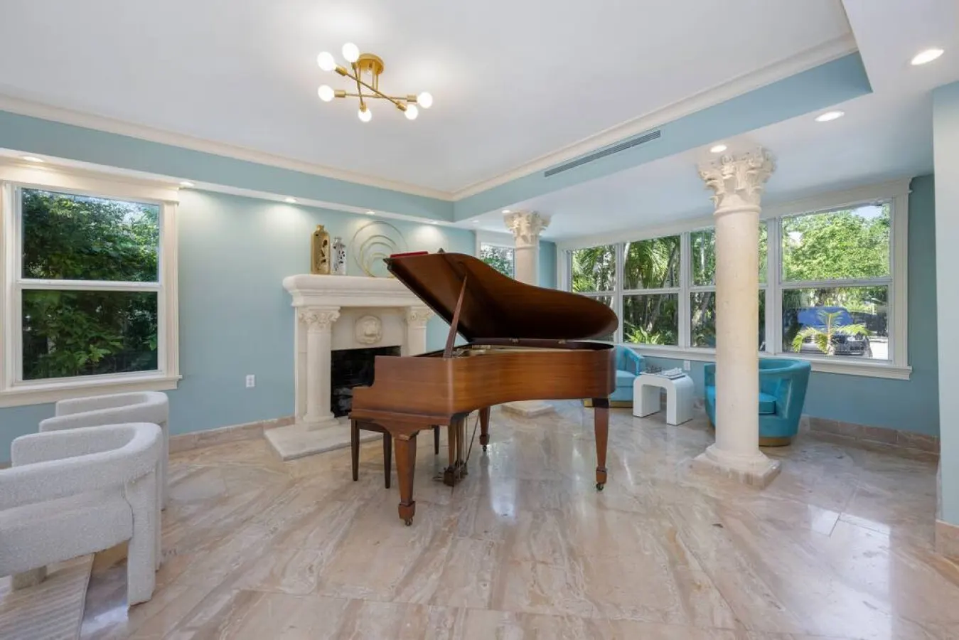 Villa Santorini 8BR 7BA for 26 Waterfront, Private Pool & More Miami Beach 19