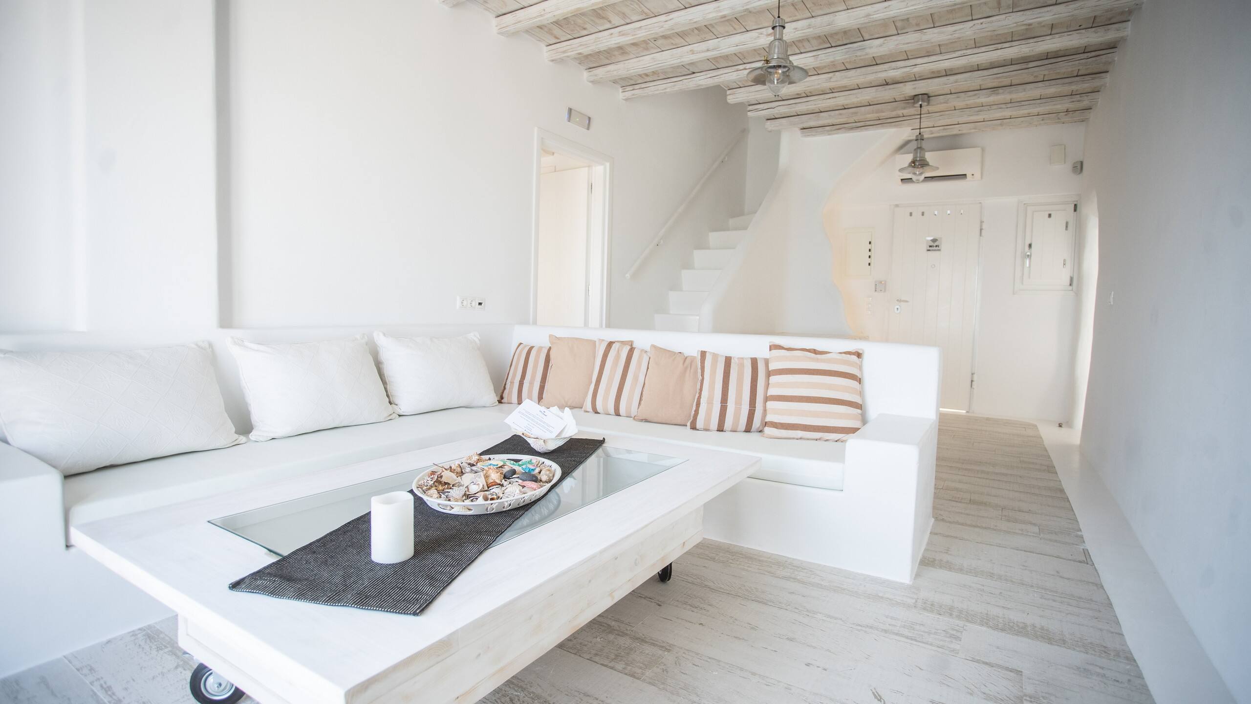EliaSpiritVillaA1-5BD Mykonos w/pool Live&Travel 9