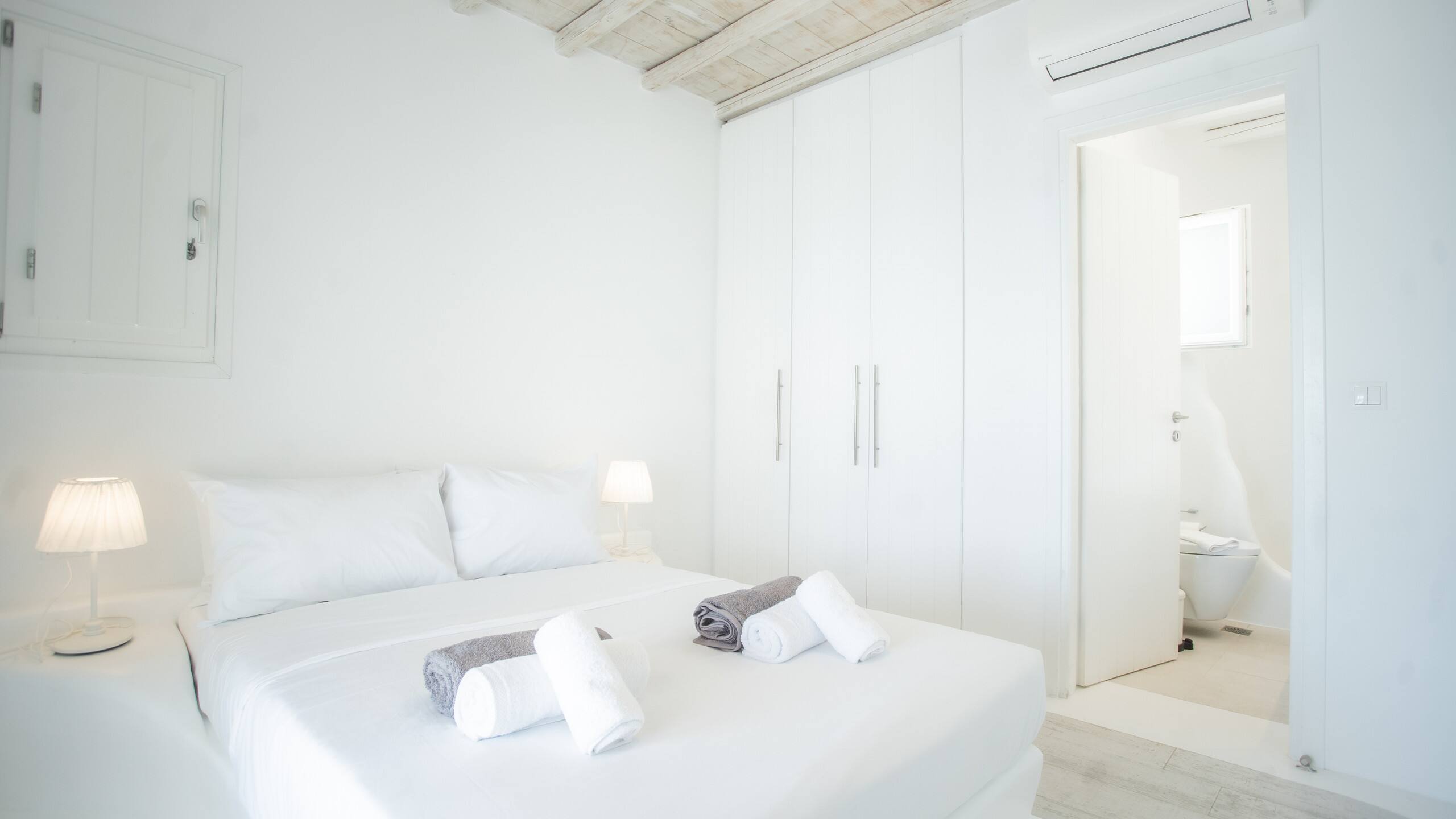 EliaSpiritVillaA1-5BD Mykonos w/pool Live&Travel 26