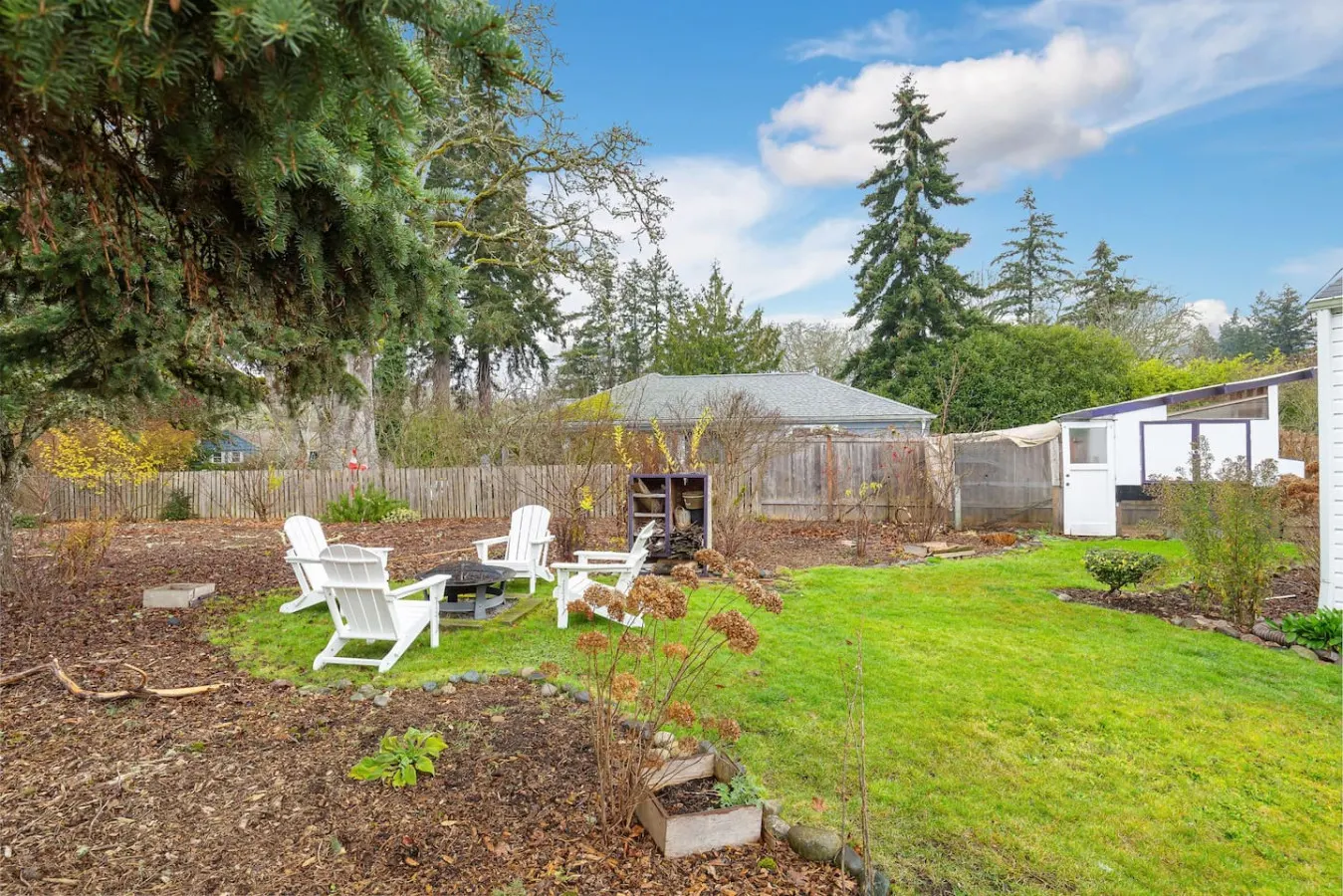 Cozy Country Cottage ~ Fire Pit — photo 5