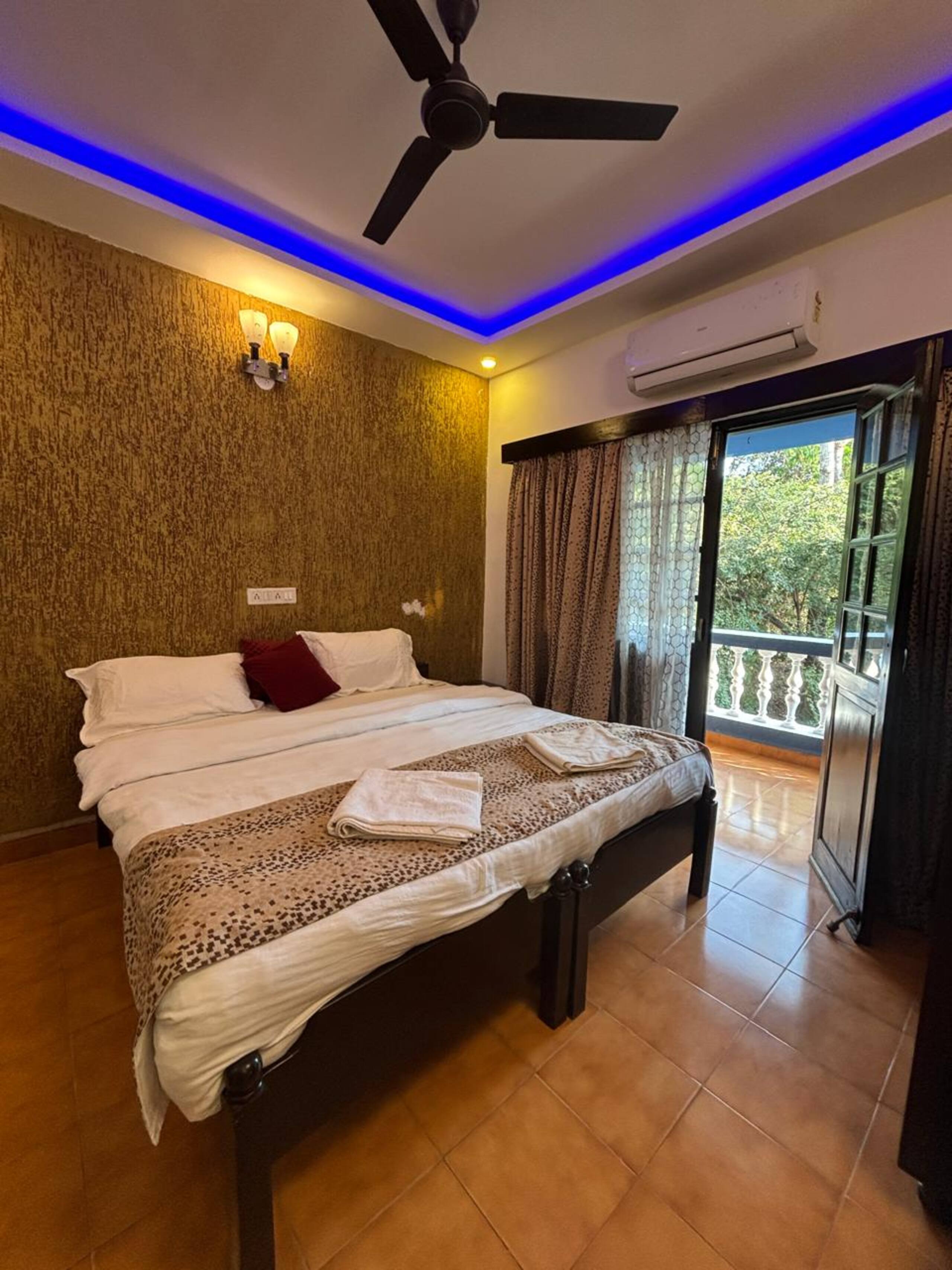 204 Serene Stay at Paradise View Resort Goa 8