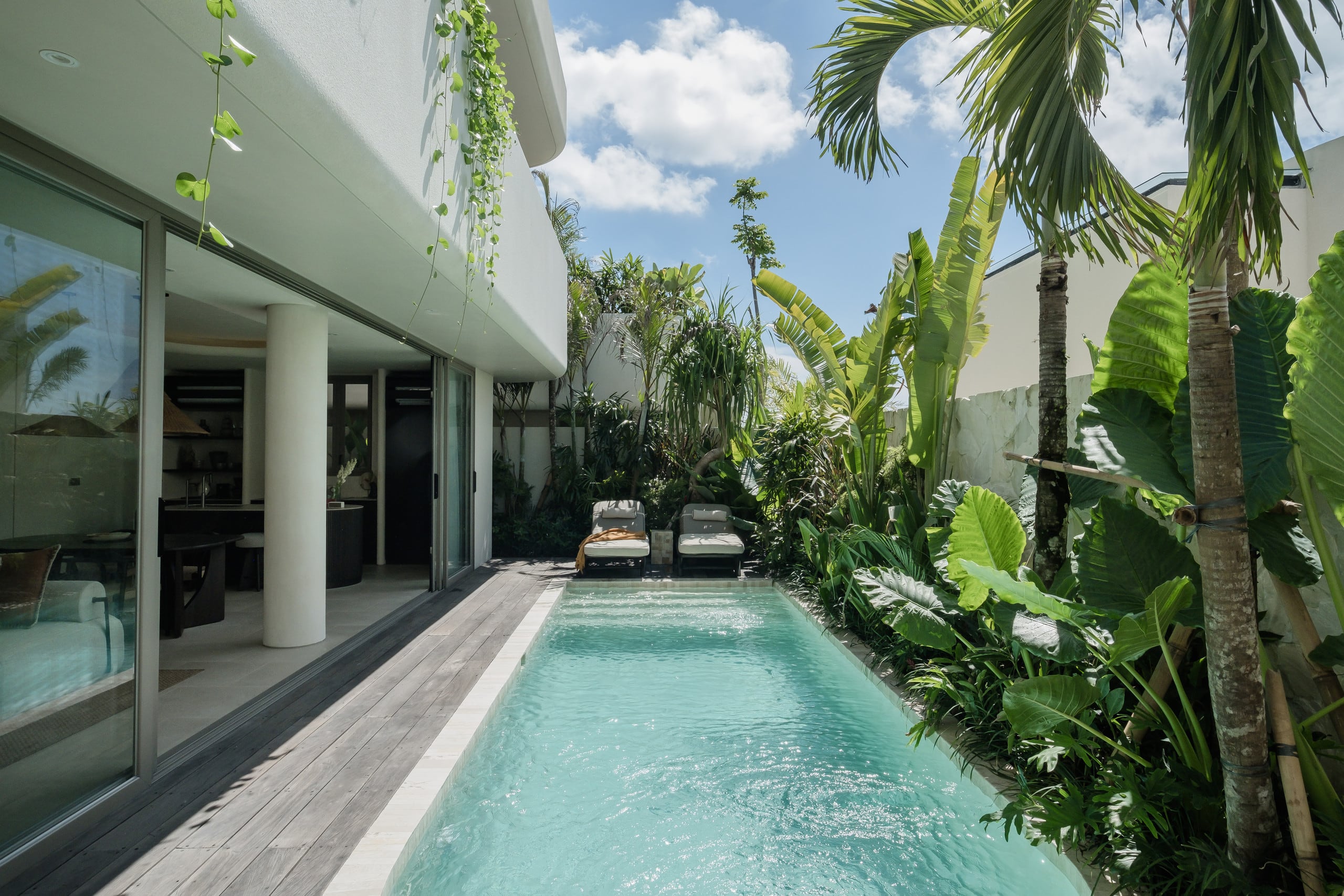 Uluwatu Seaview Villas by NueState 6