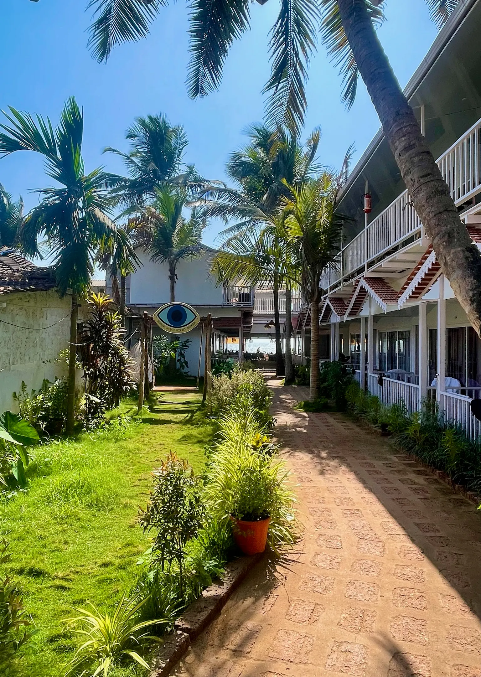 Serene 2BR Beach Retreat 5 min walk to beach 3