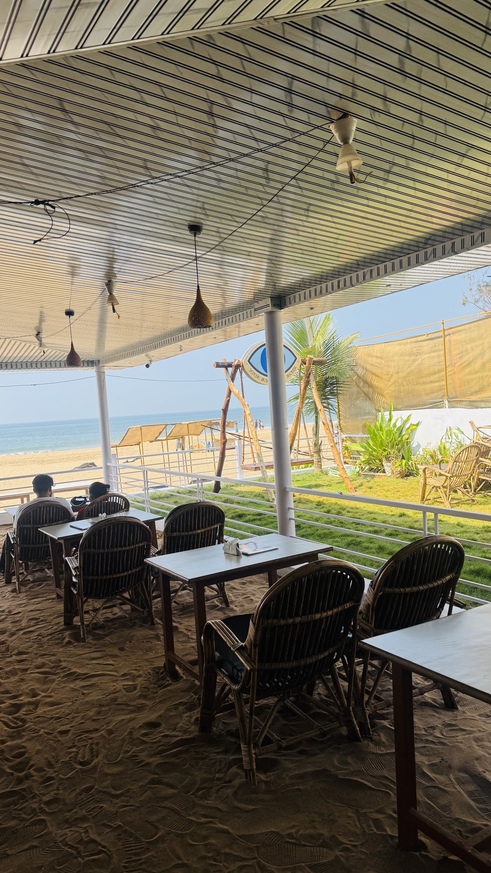 Serene 2BR Beach Retreat | 5 min walk to beach 7