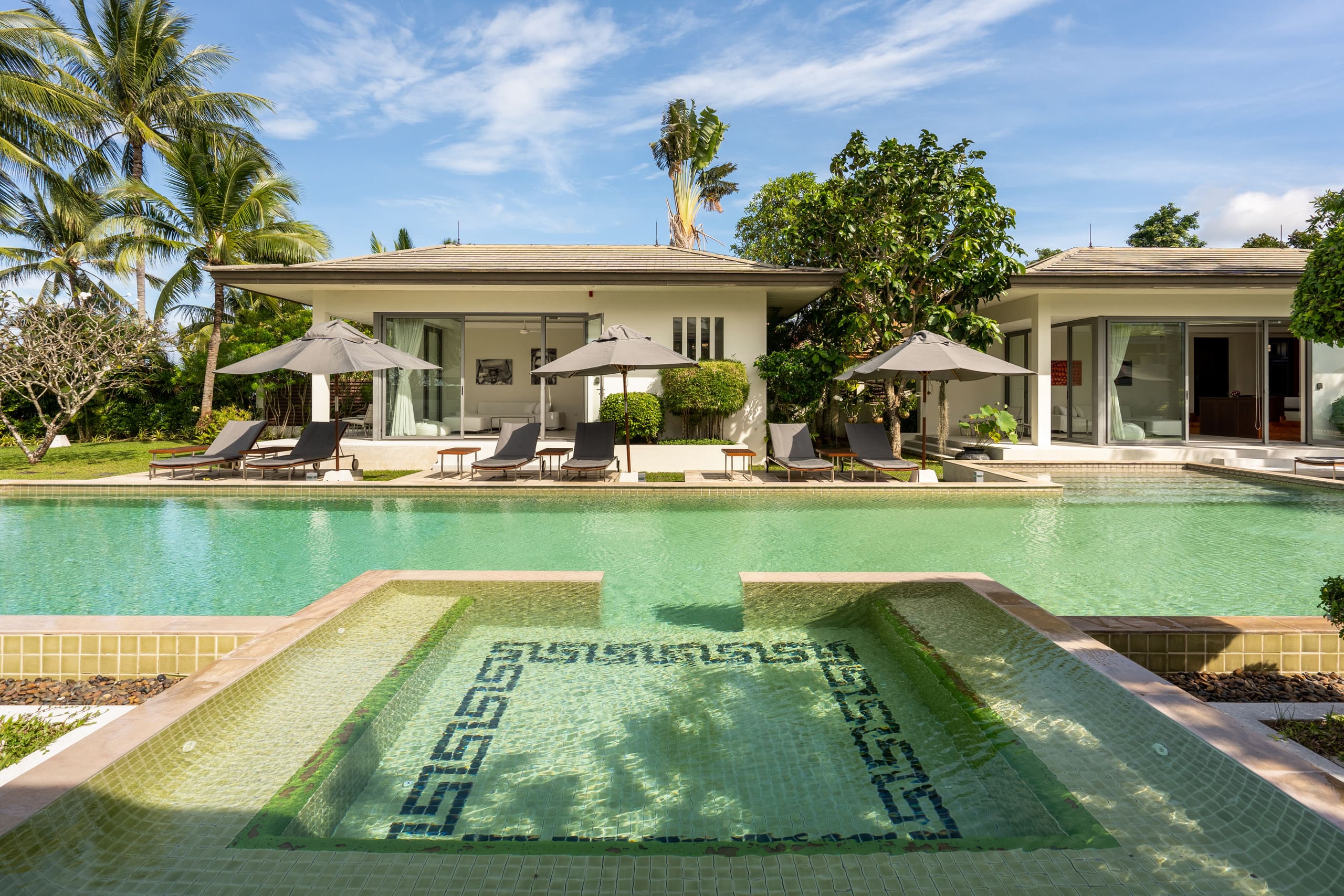 Baan Asan: Beachfront, Full Service, Pool, Gym — photo 3