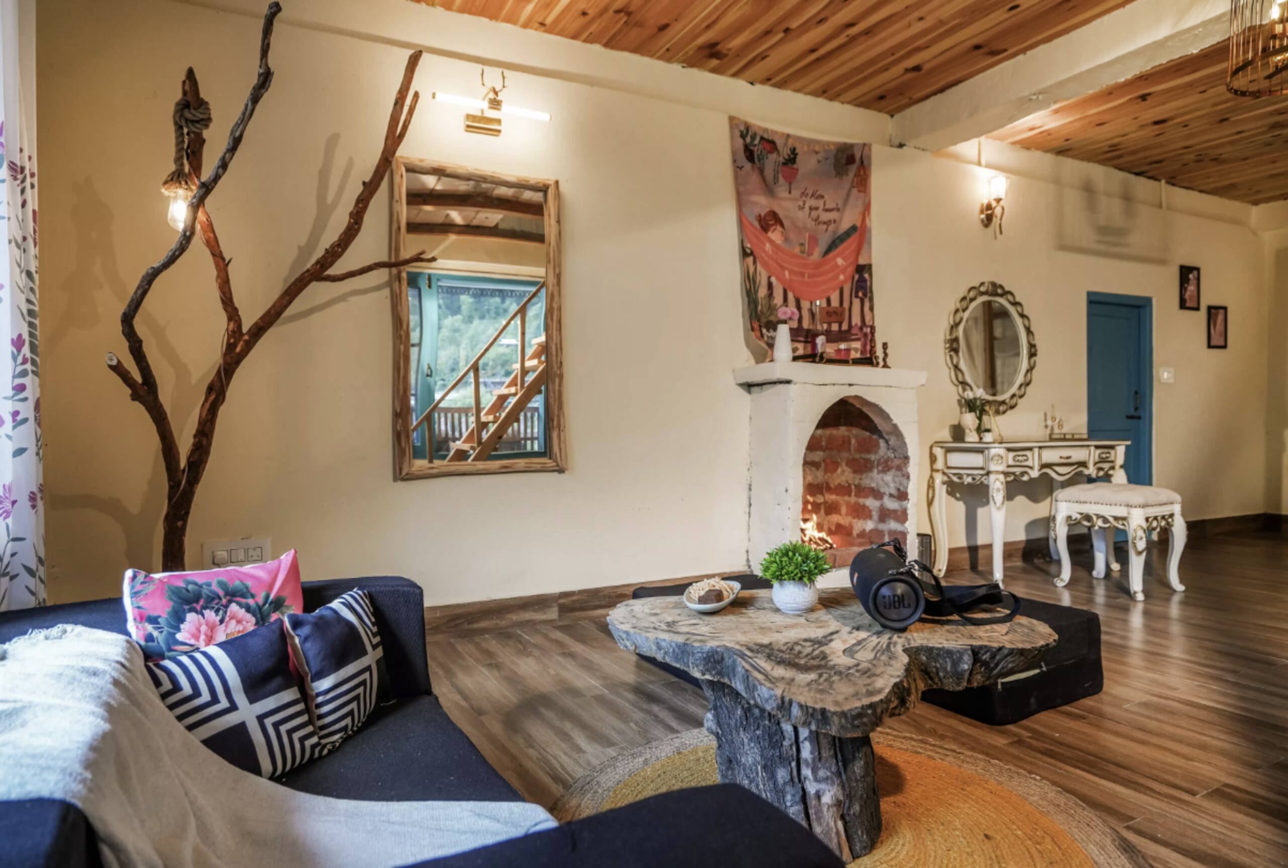 Fairytale Villa | 3BR by Tirthan River 11