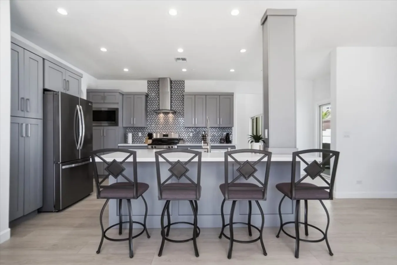 Donner Delight - Pool, Game Room, Newly Remodeled 17