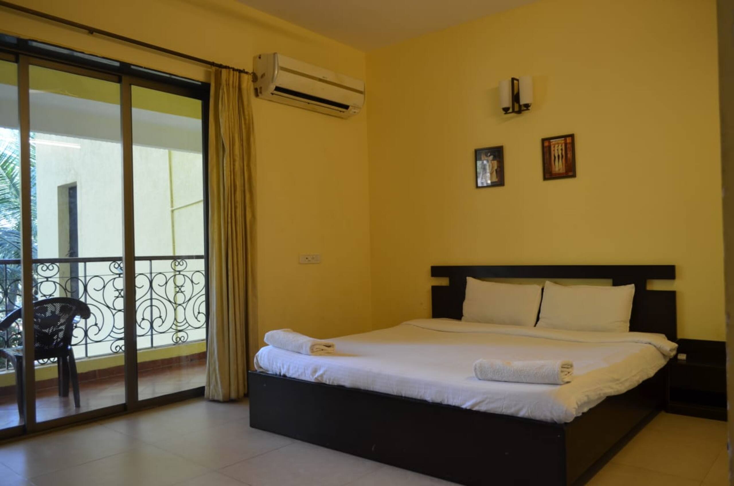 2BHK Apartment Pool facing Apt by Laze Around Us 22