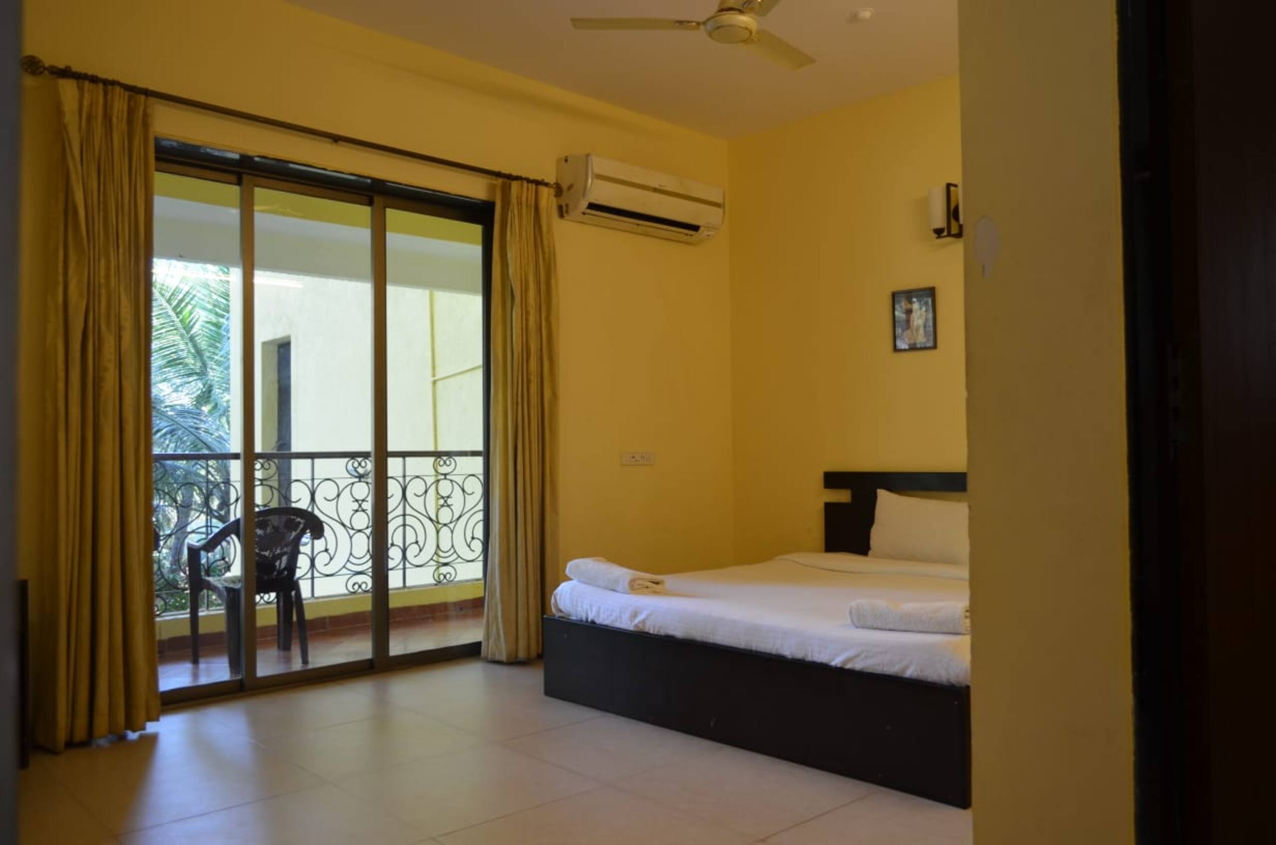 2BHK Apartment Pool facing Apt by Laze Around Us 19