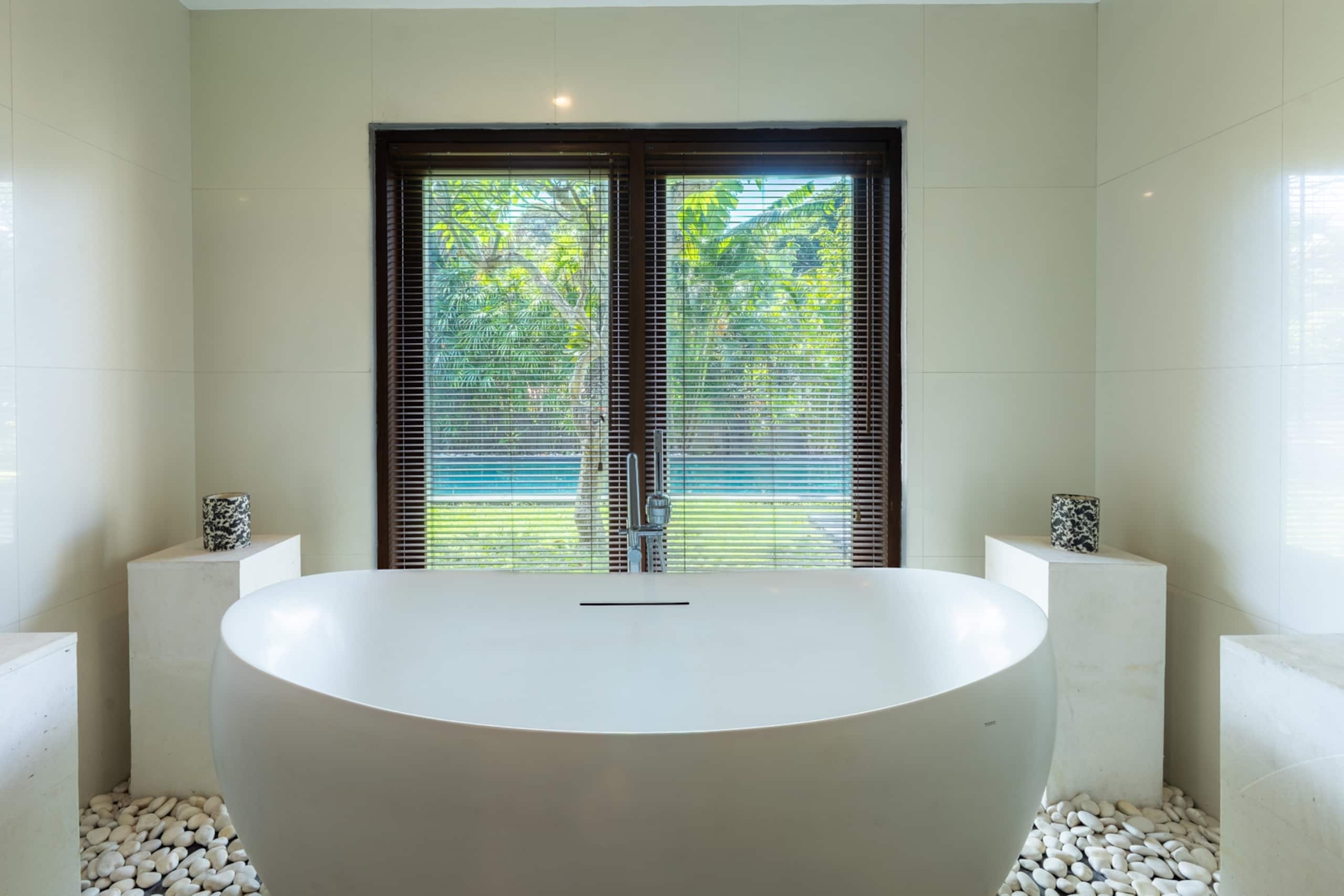 Sanga - 3BR Villa with Pool & Rooftop, Canggu 26