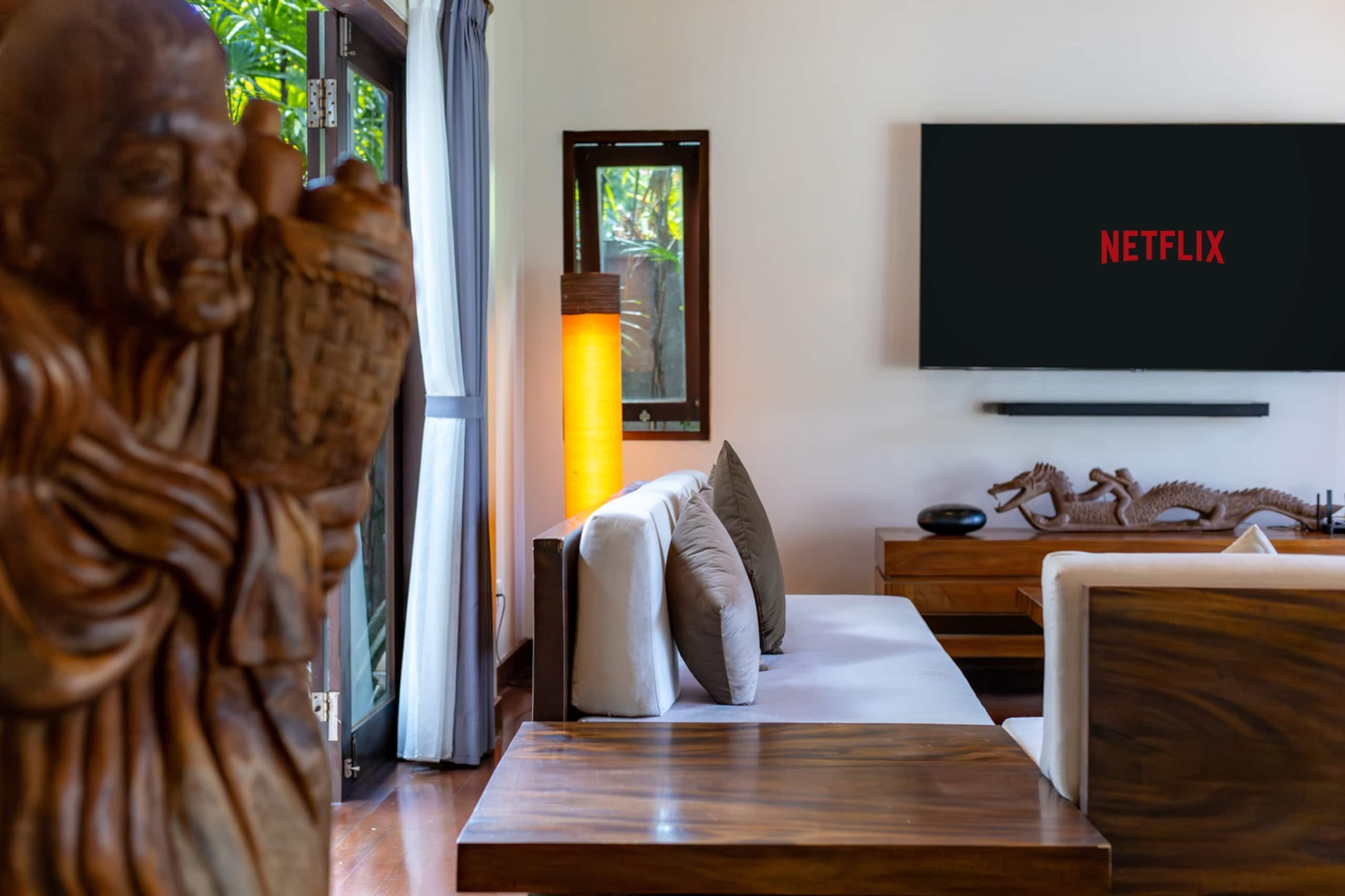 Sanga - 3BR Villa with Pool & Rooftop, Canggu 10