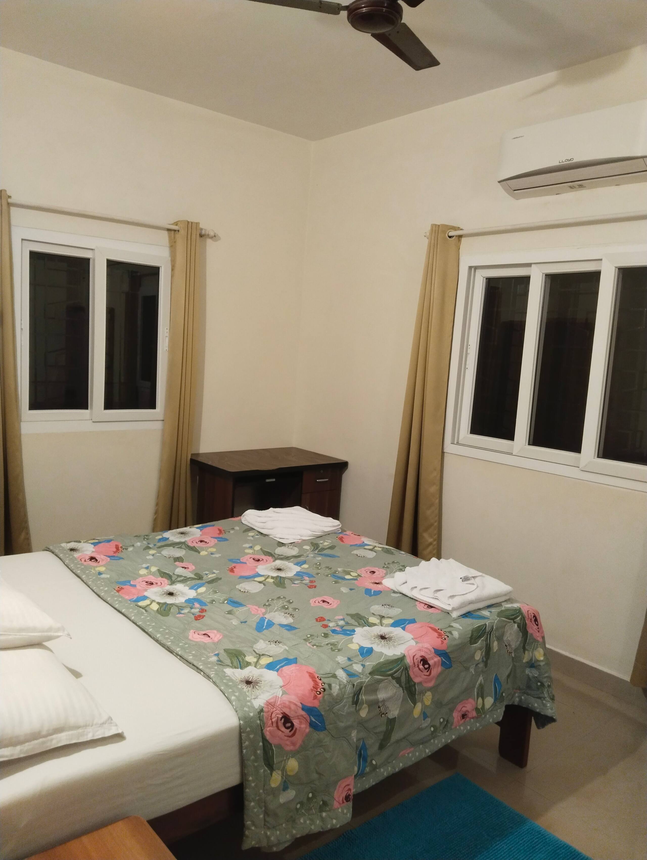 Britto's Villa, 2BHK Ashvem Beach Goa. 6