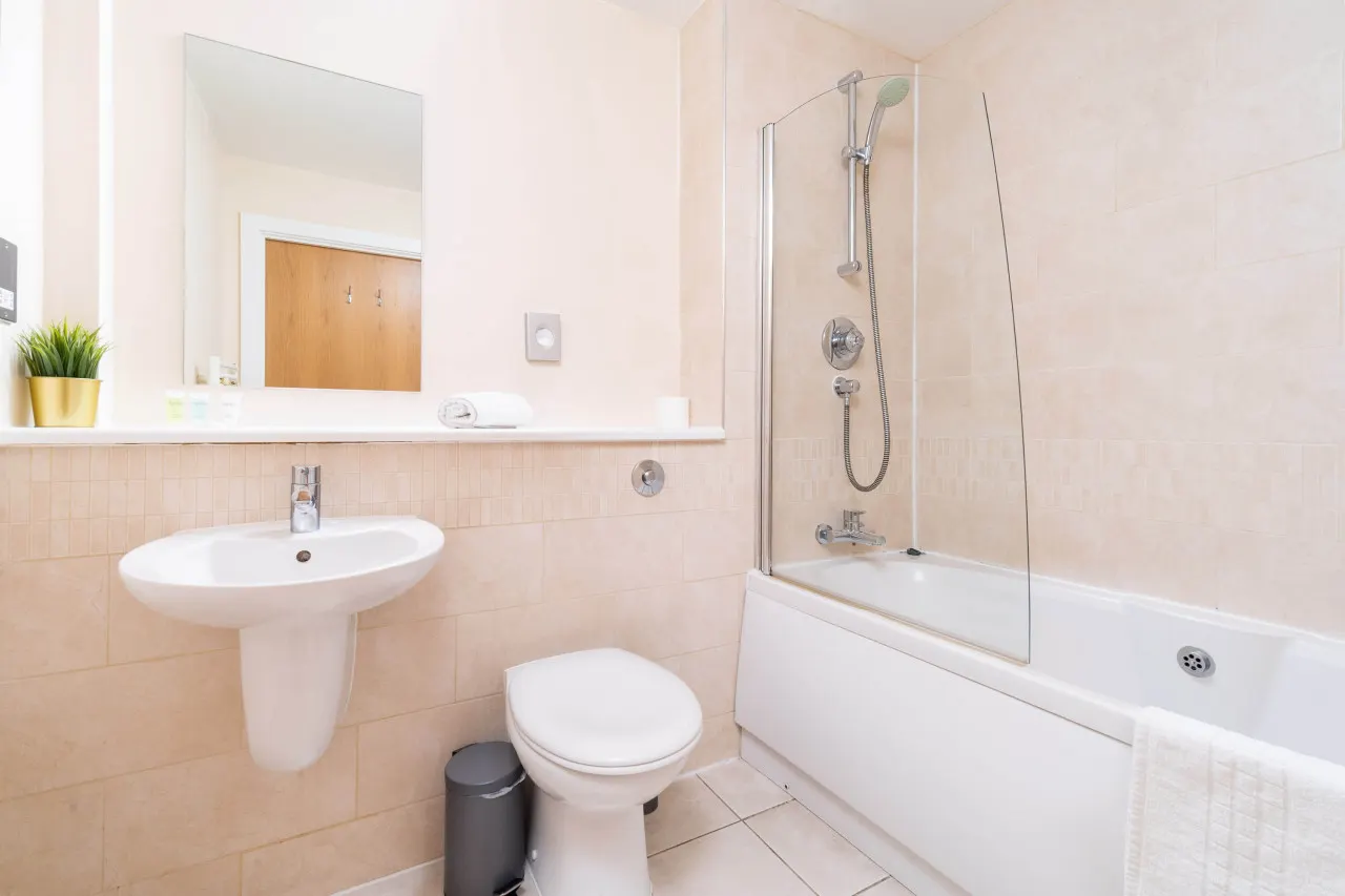 Stylish 2 Bedroom Apartment - City Centre - Netflix 4