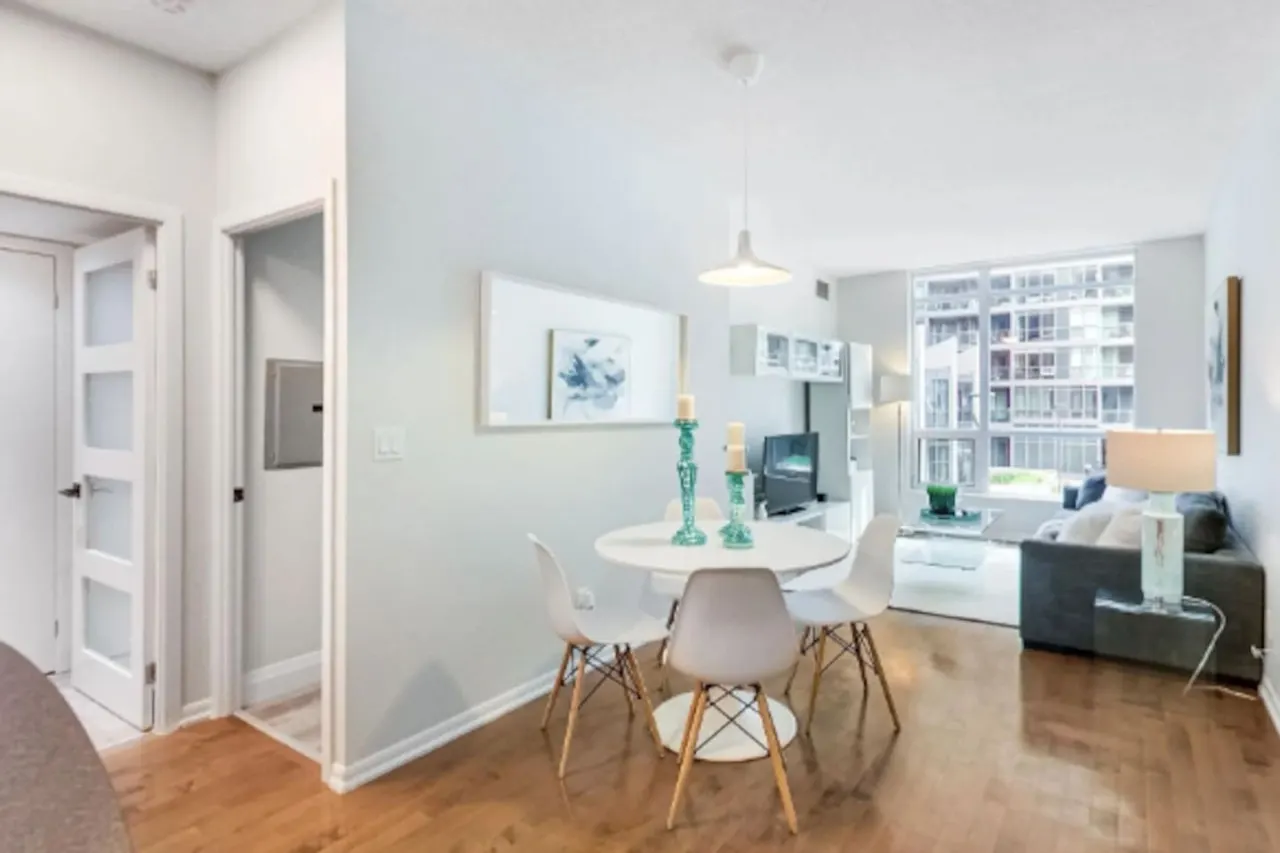 Stylish 1BR Nicely Decorated Near Waterfront 14