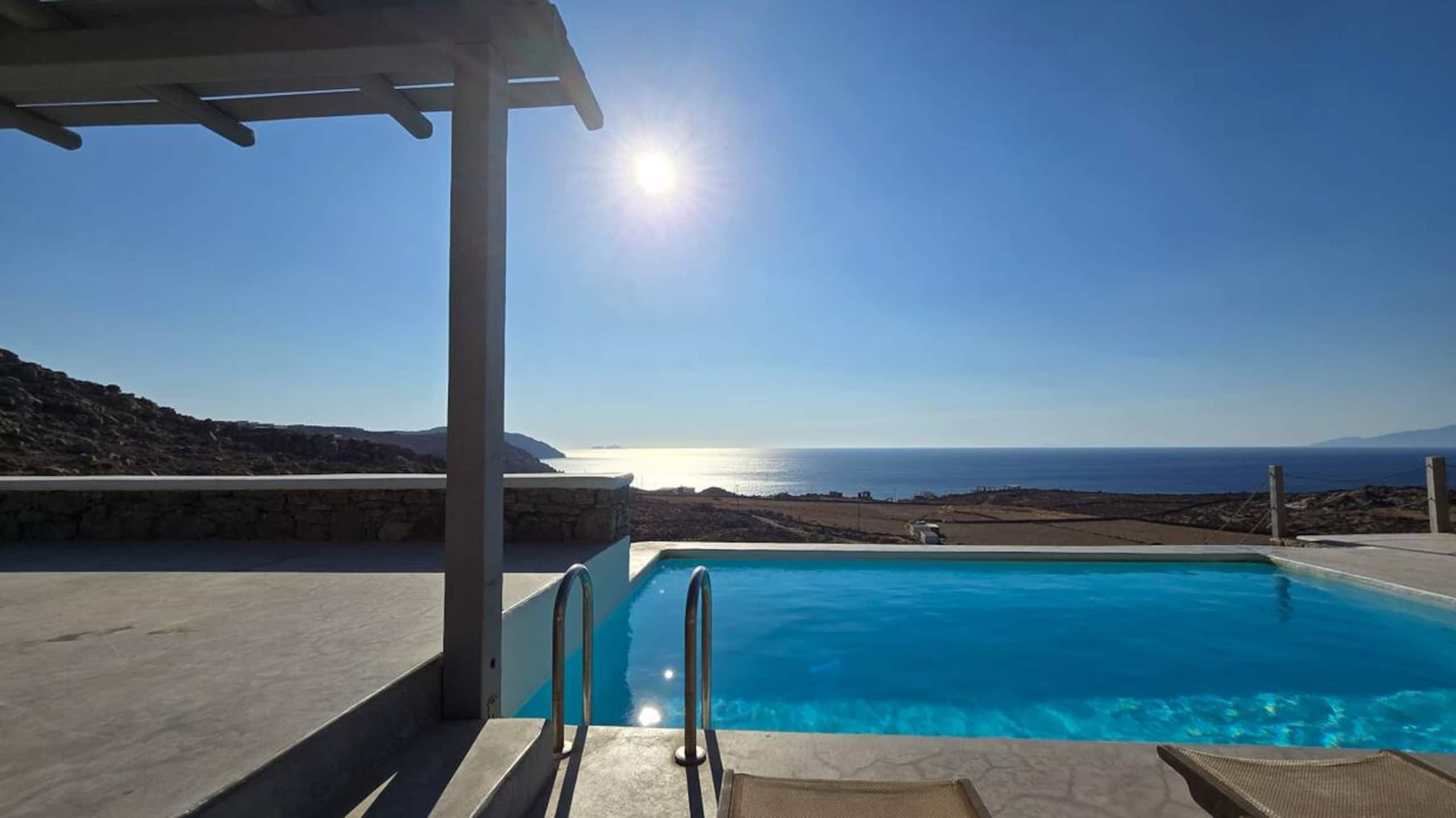Mary Jayne Room-Pool, Views, Memories at Paradise.