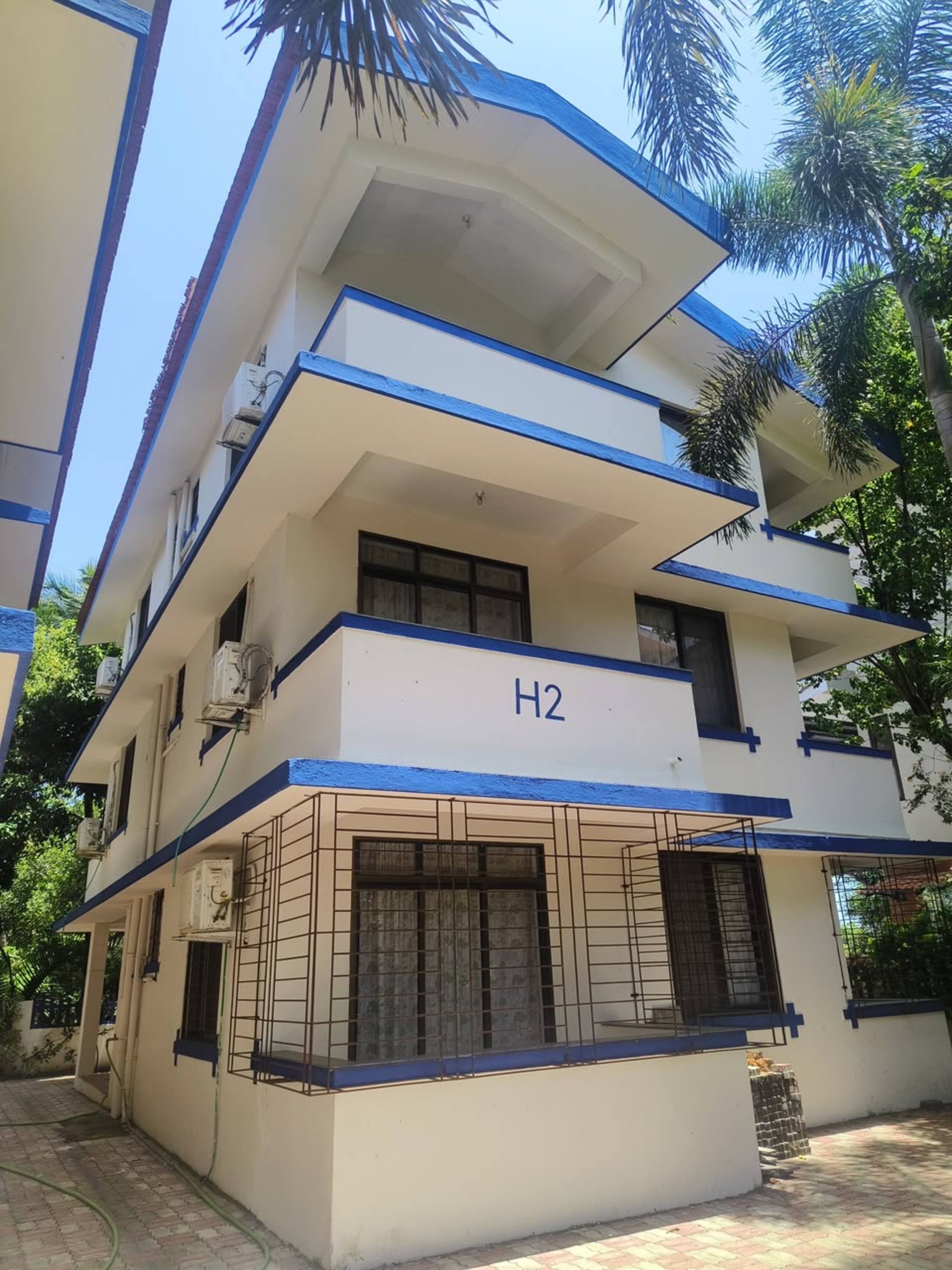 Pari’s greenery home 2