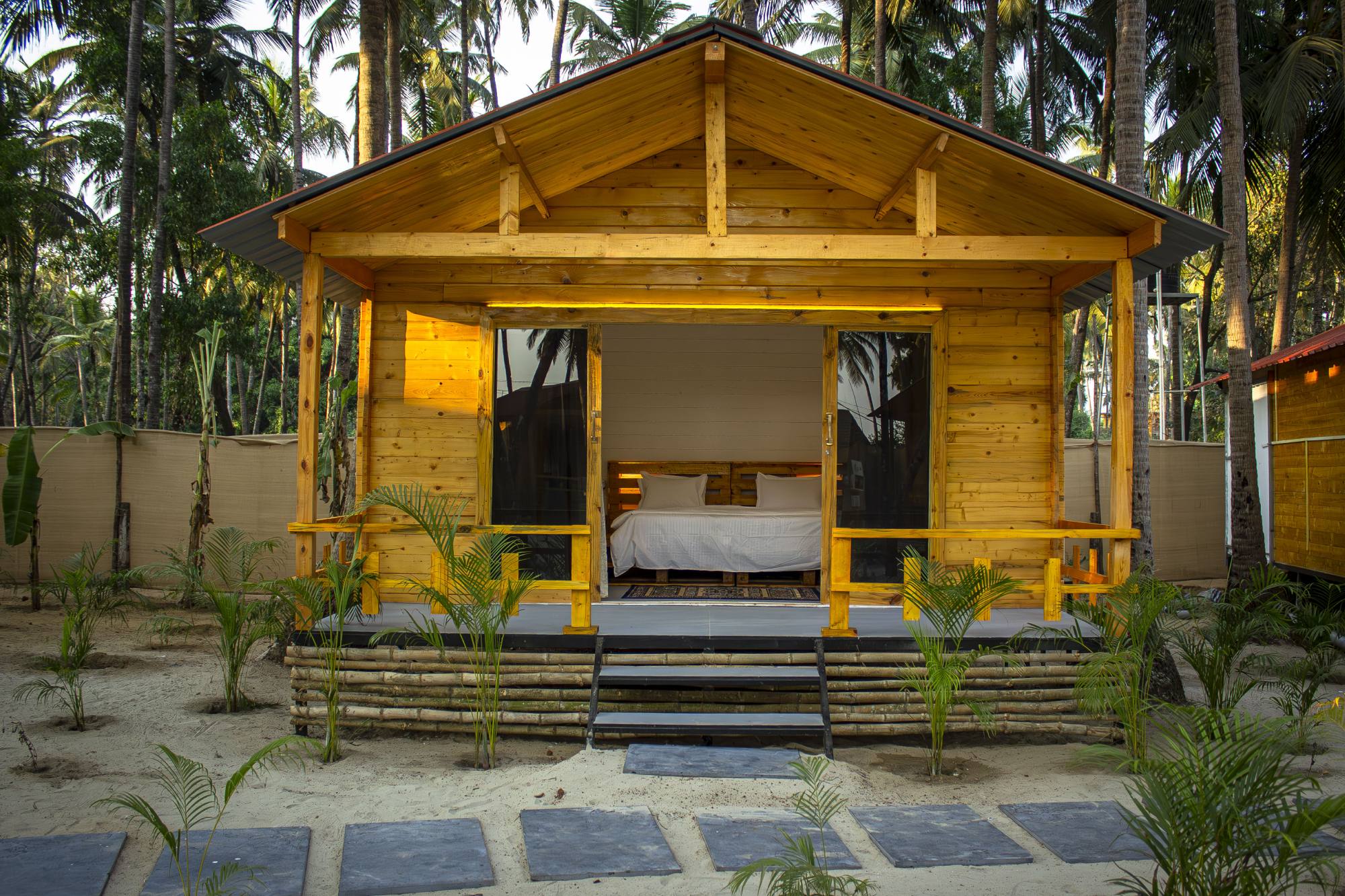 The Pearl | AC Luxury Cottage | On Palolem Beach 6