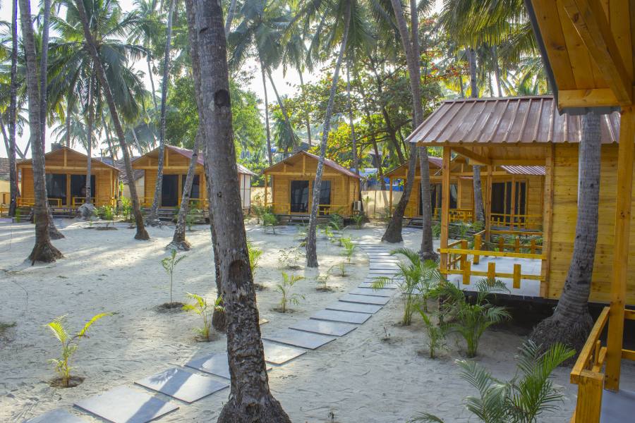 The Pearl | AC Luxury Cottage | On Palolem Beach 10