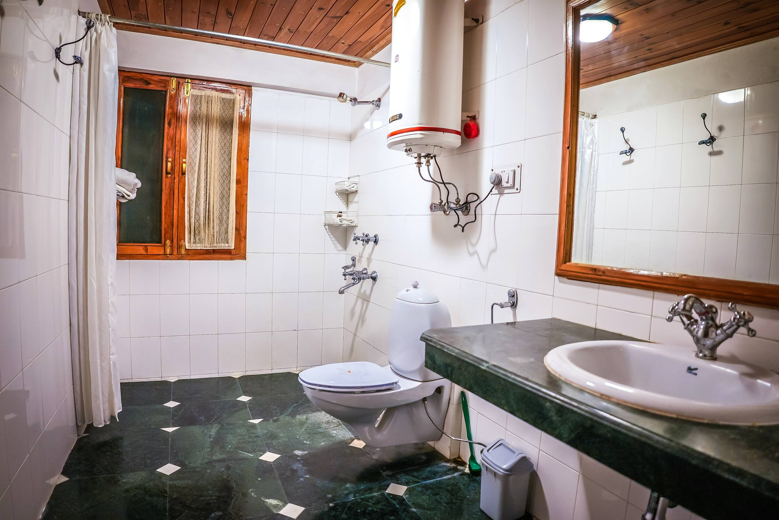 Nalagarh House by EdenHomes 35