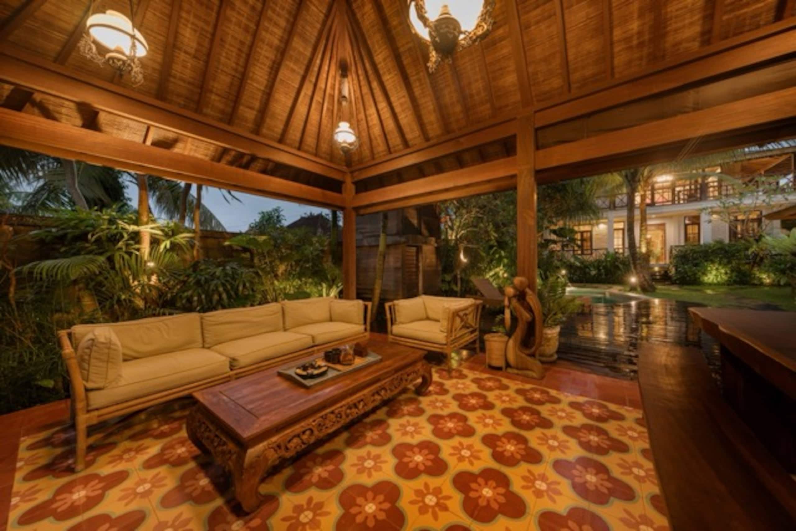 3BR Kangin Lane - A Queenslander Gem 24