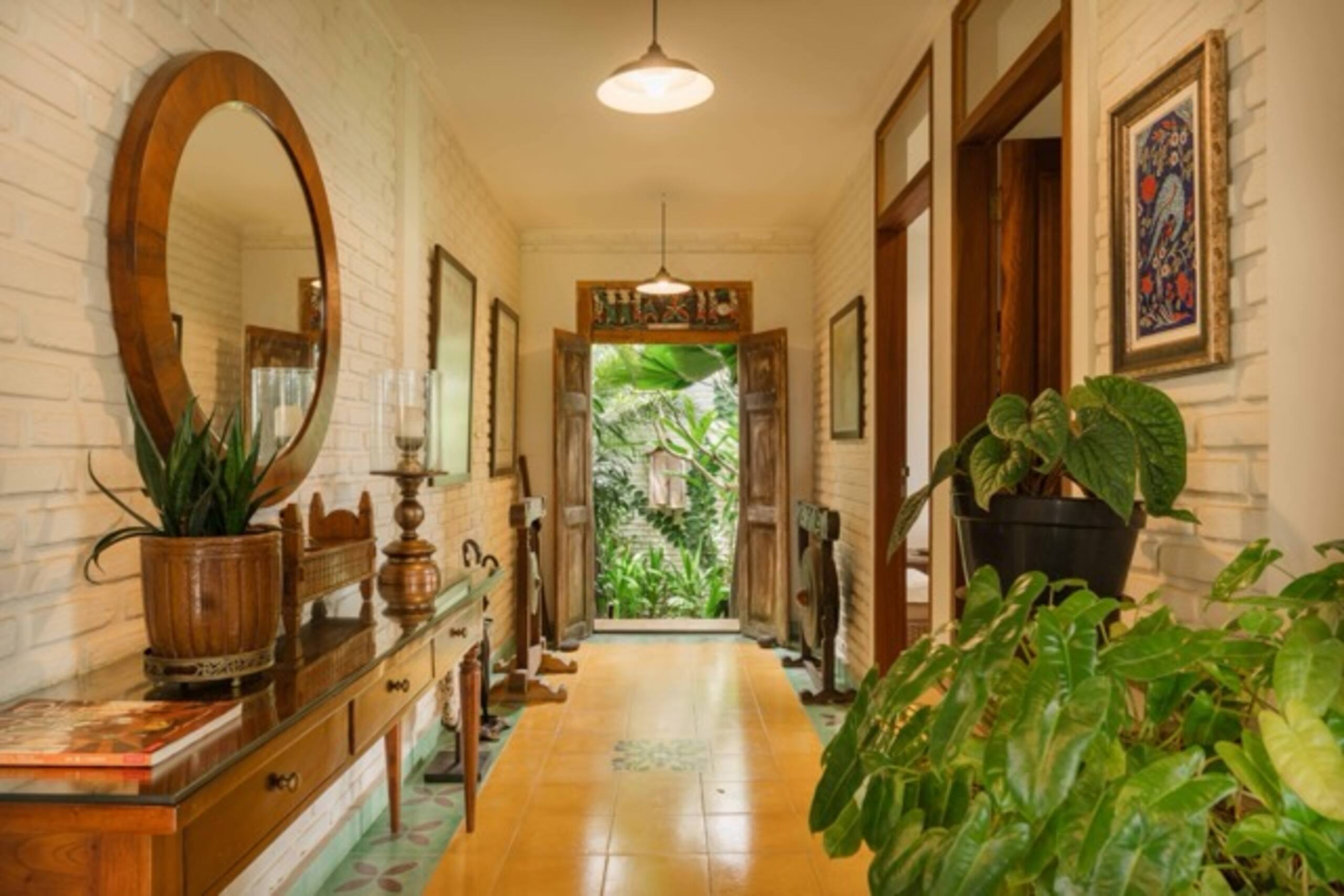3BR Kangin Lane - A Queenslander Gem 6