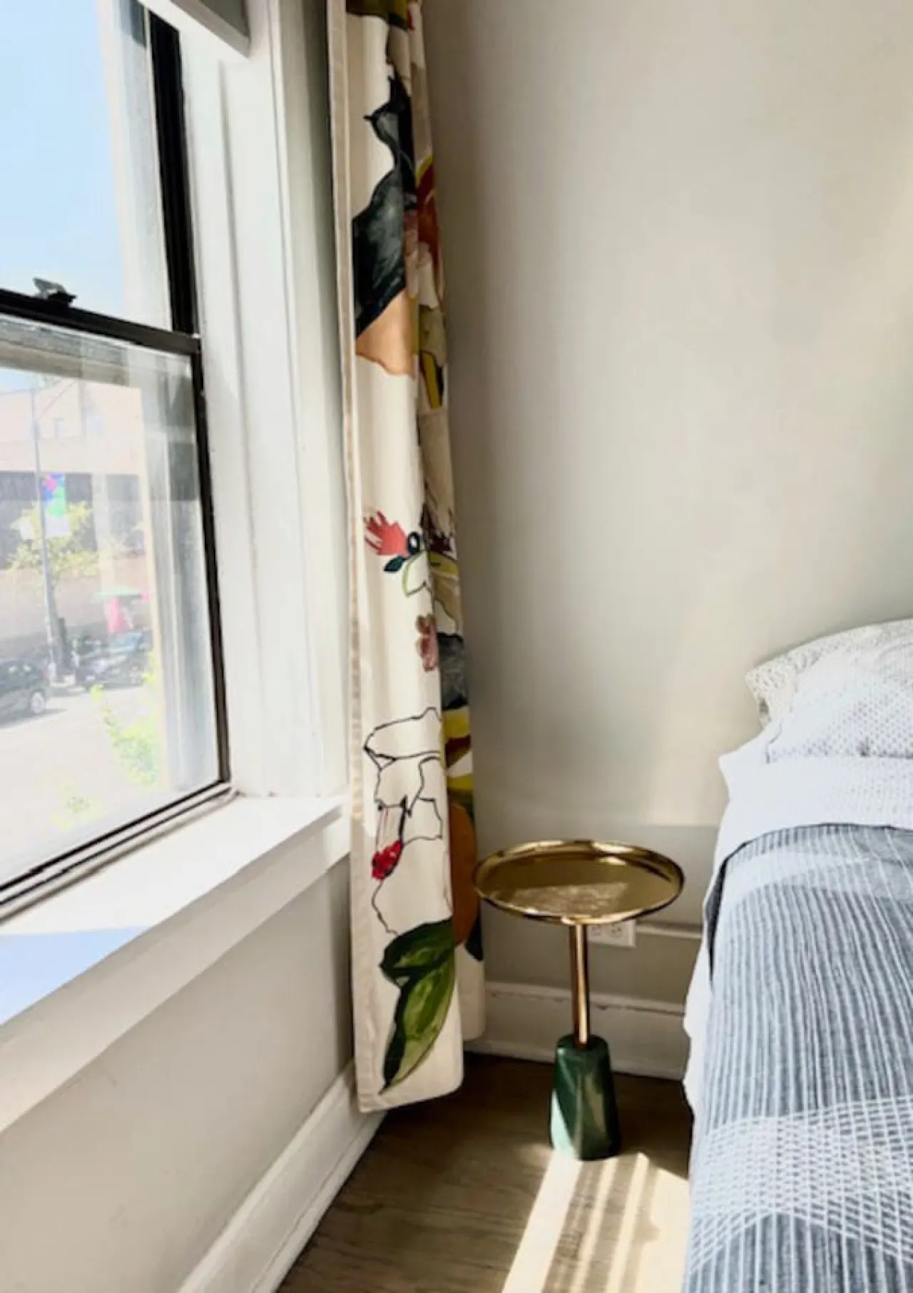 North Side Pied-à-terre 17
