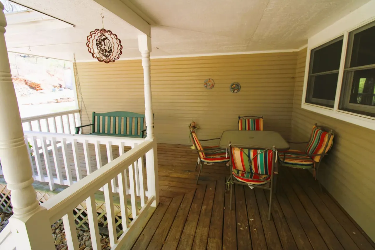 Hummingbird Hideaway 7