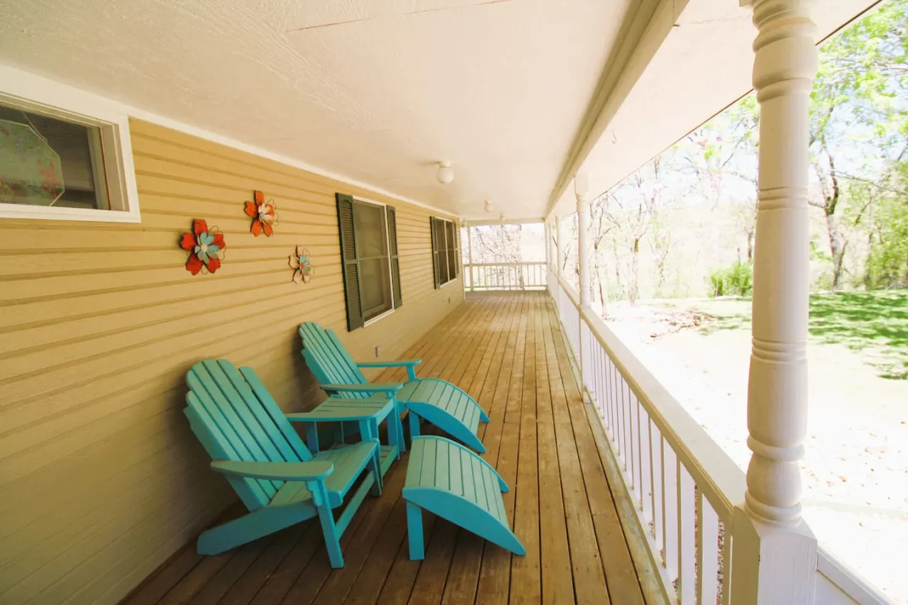 Hummingbird Hideaway 8