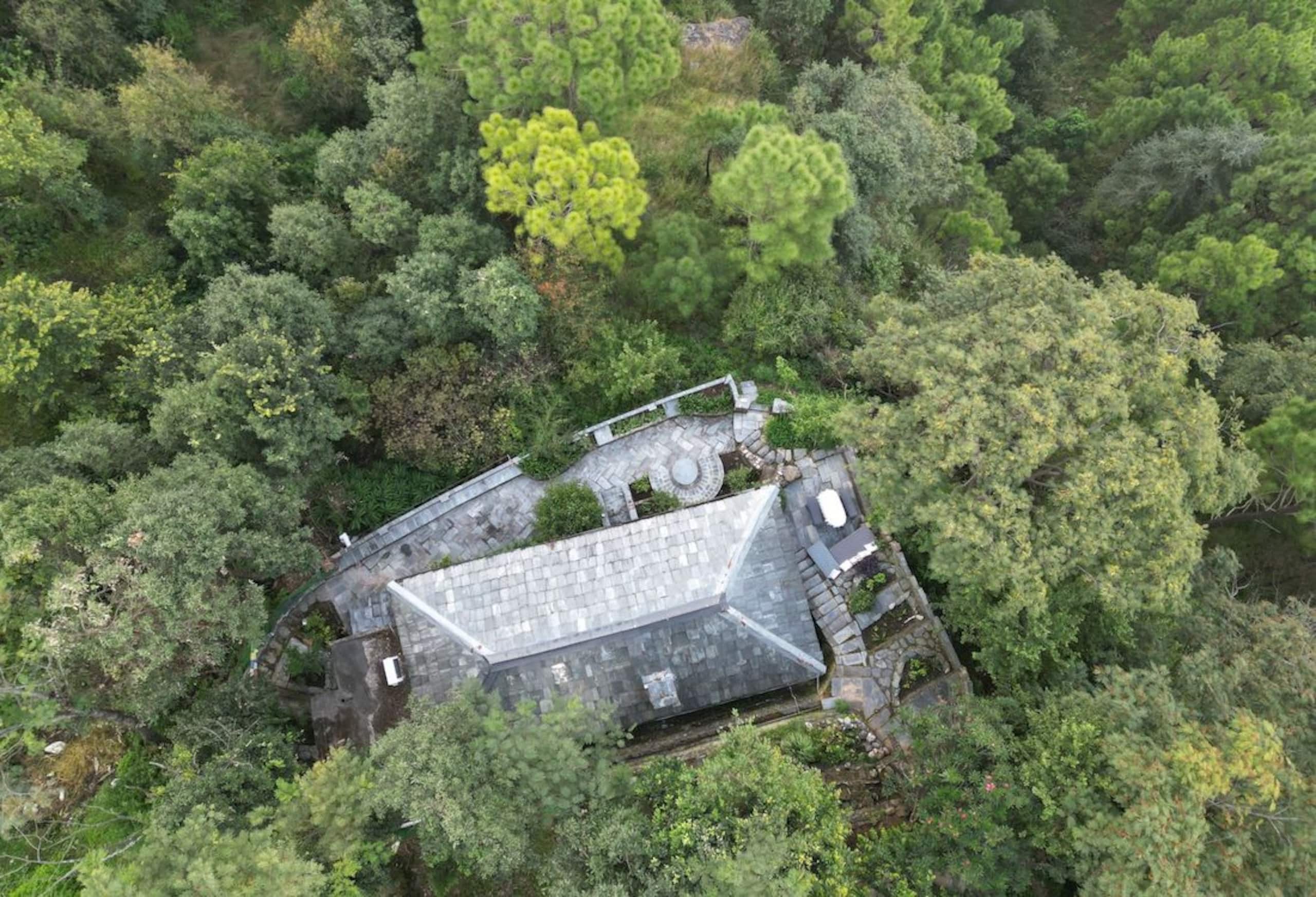 Wild Fig Cottage - An Idyllic Hillside Retreat 1