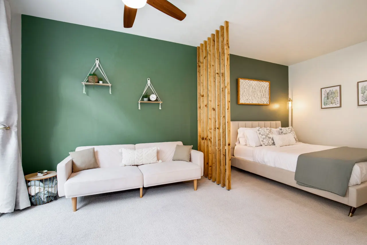 ★Modern & Bright in the of Belltown ~ ♛Queen Bed 3