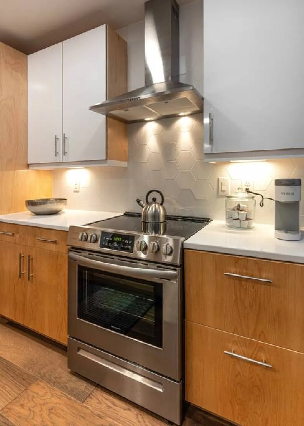 Walk Everywhere From This Newly Renovated Condo 17
