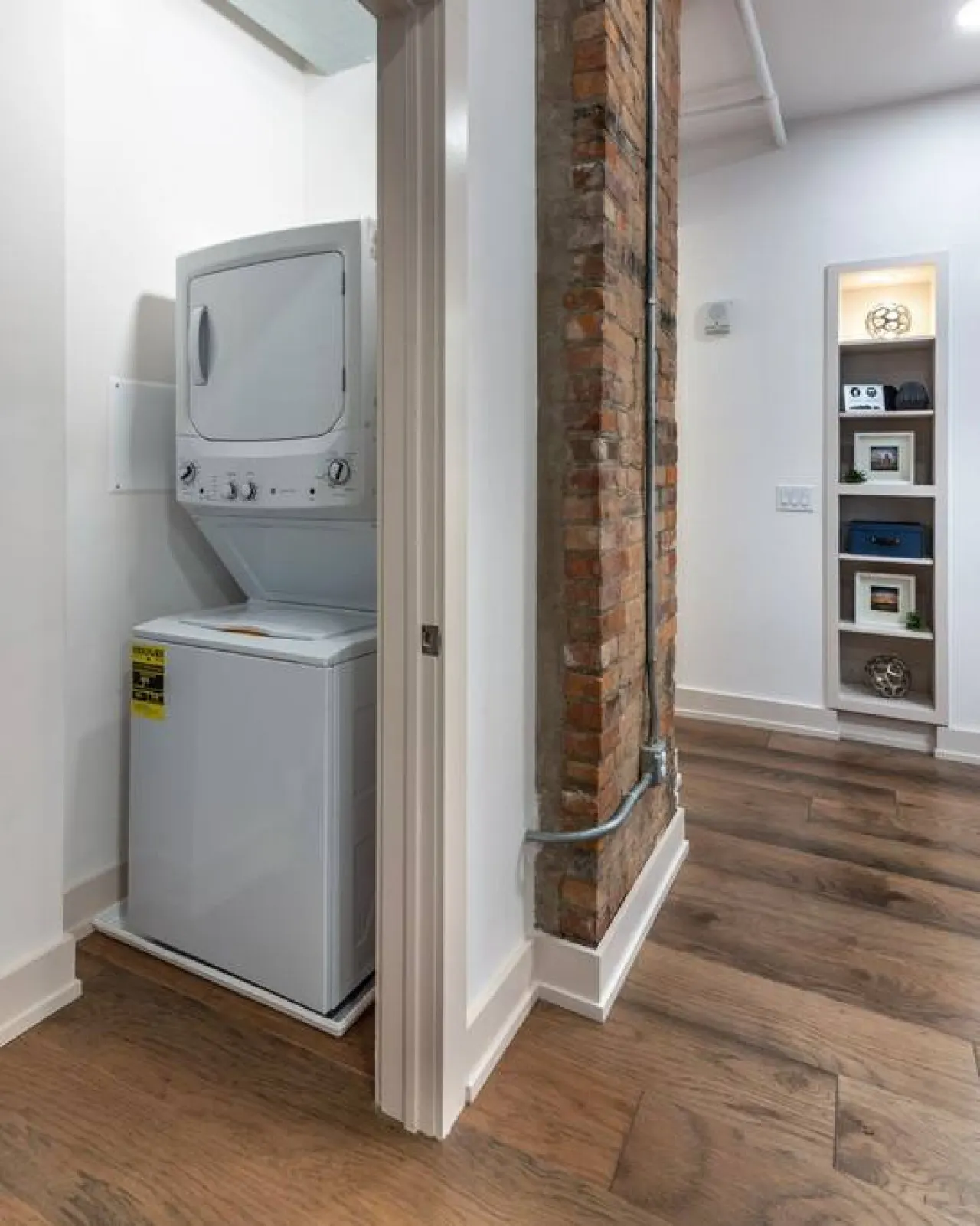 Walk Everywhere From This Newly Renovated Condo 20