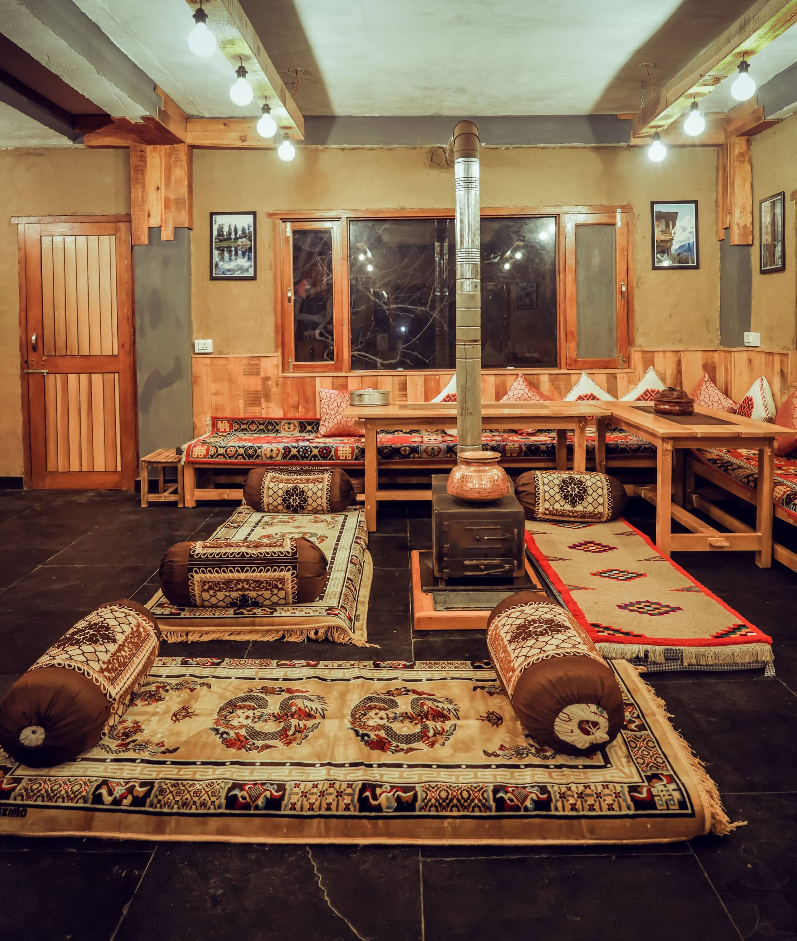 Luxury Hobbit House Hamta | Himalayan Scenic Views 6