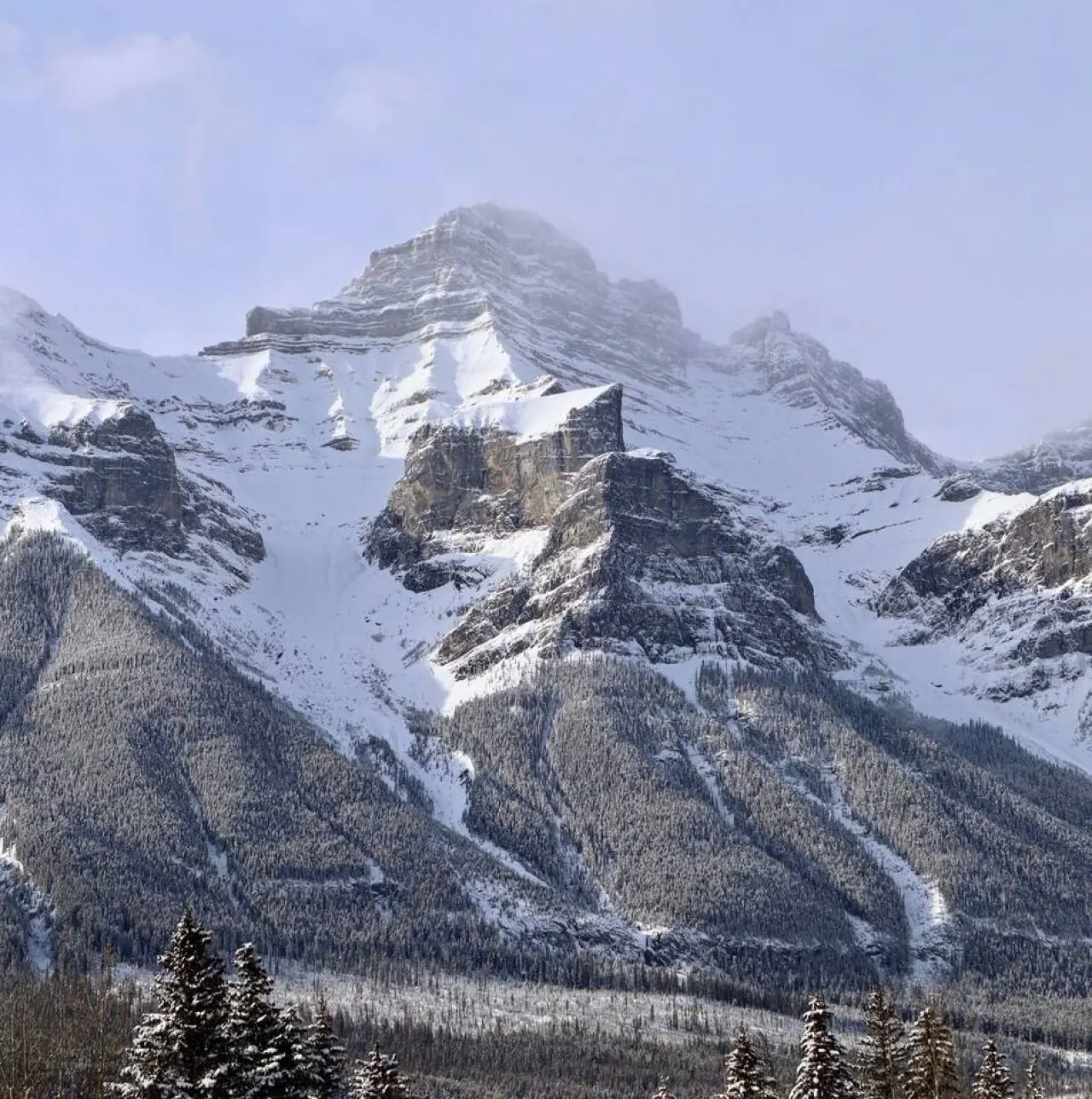 Mystic Springs: Heated Pool & Banff Park Pass 20