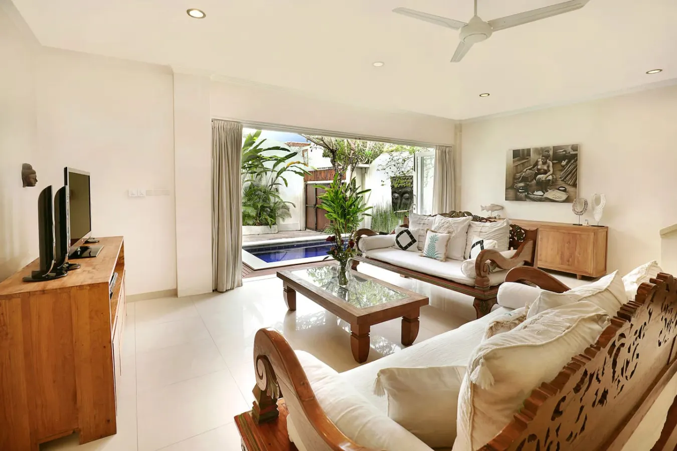 Villa Alba, a 3 bedroom villa sanctuary 8